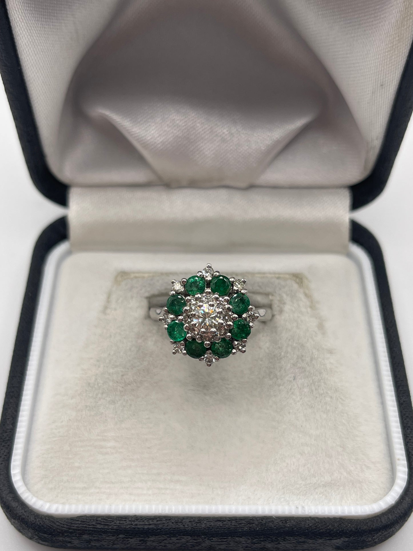 18ct white gold emerald and diamond ring