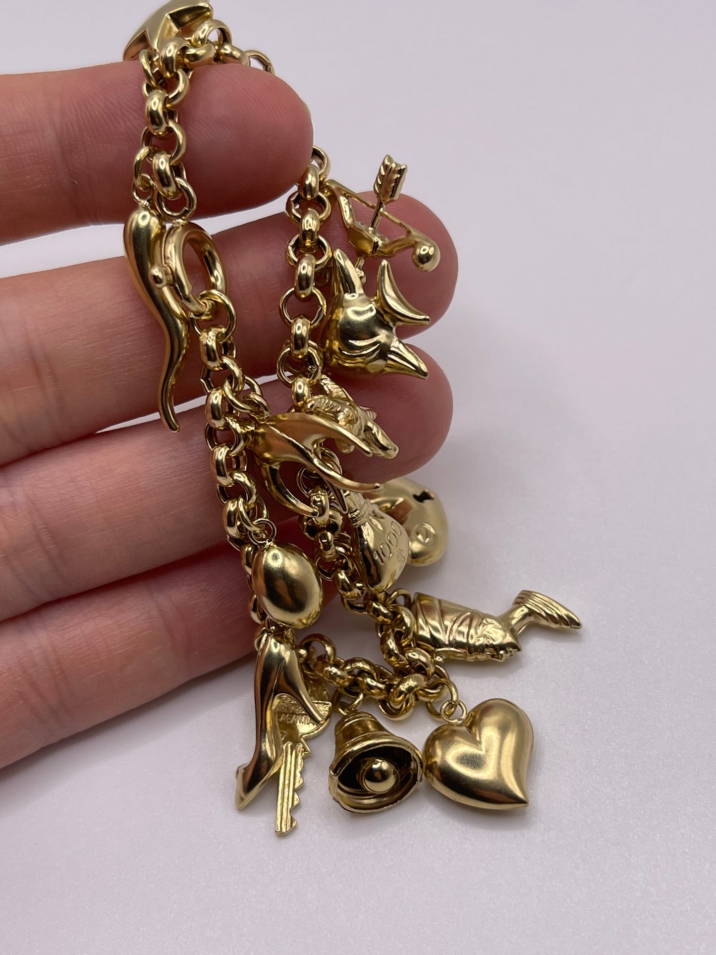 9ct gold charm bracelet