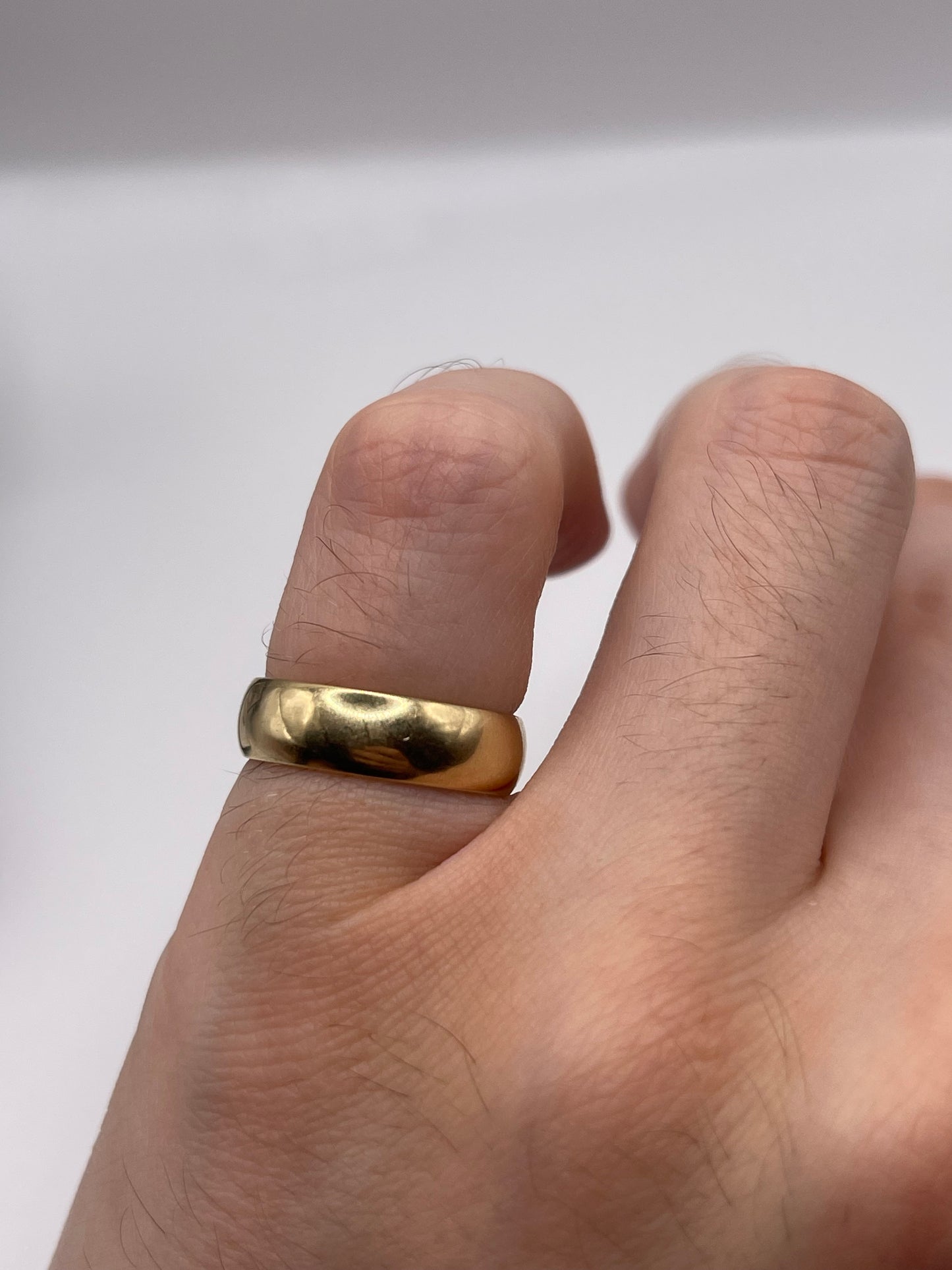 9ct gold band