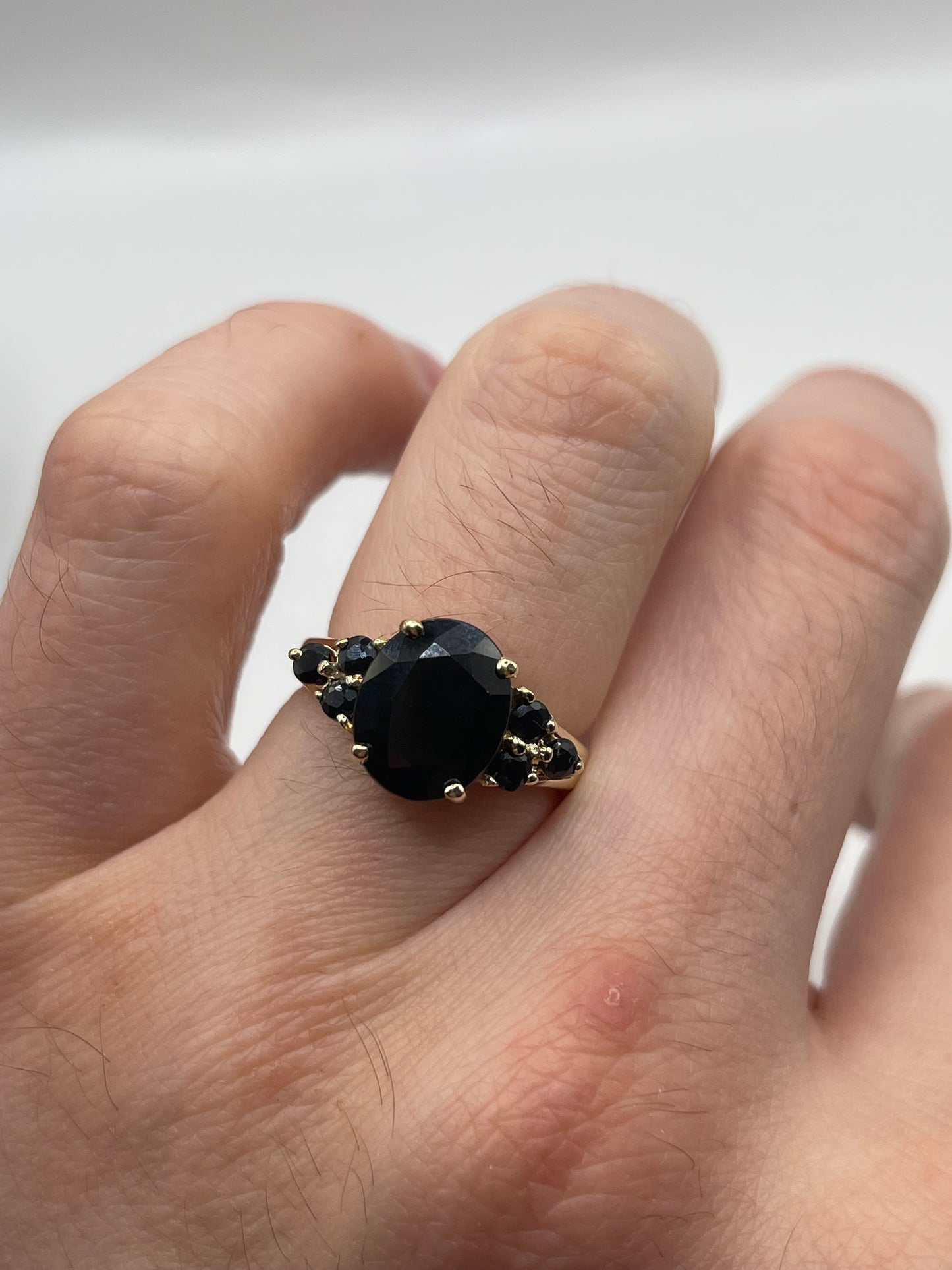 9ct gold sapphire ring