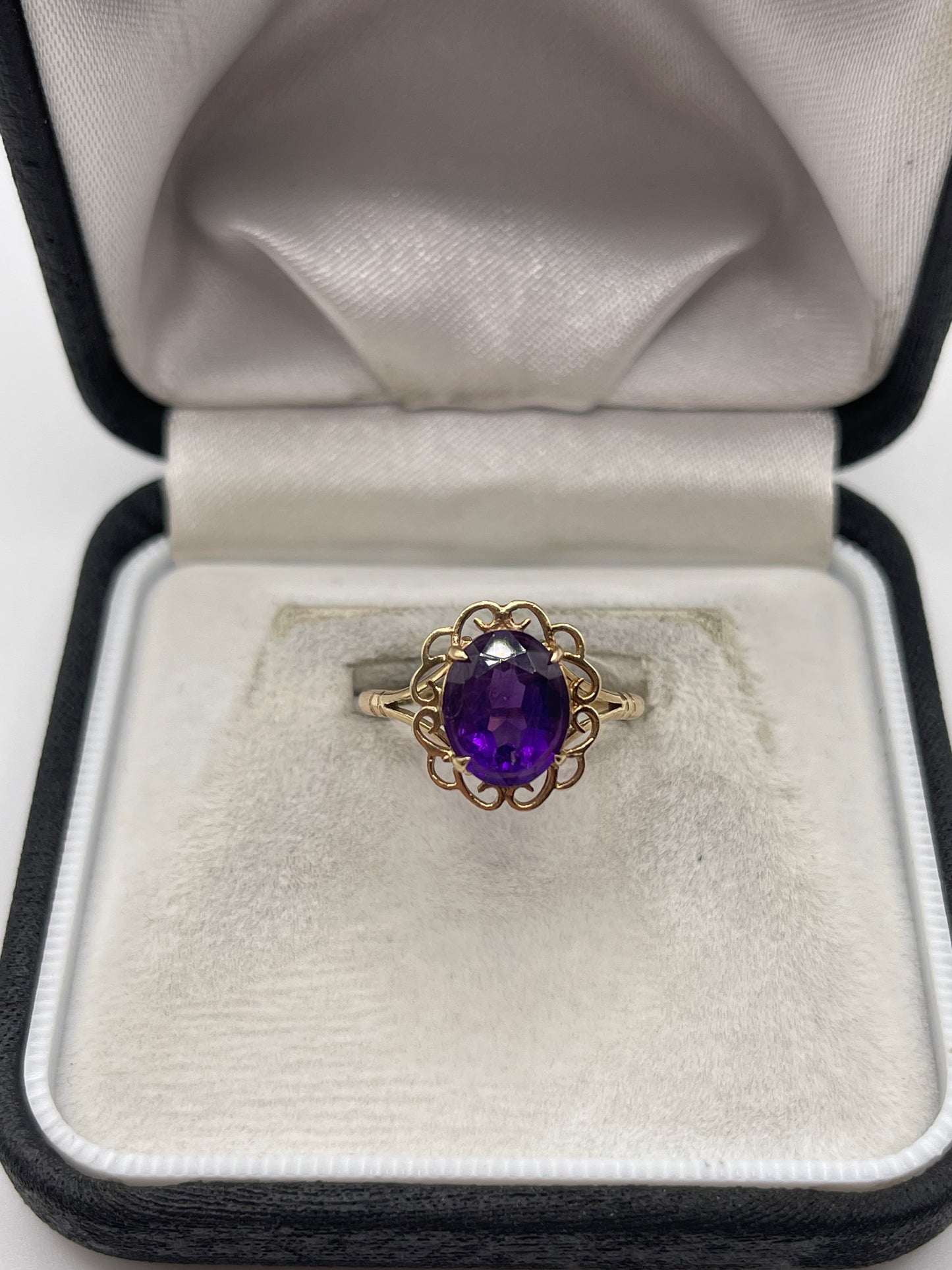 9ct gold amethyst ring