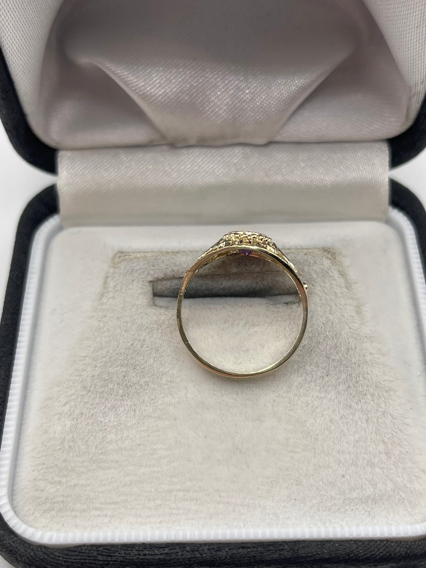 9ct gold amethyst ring