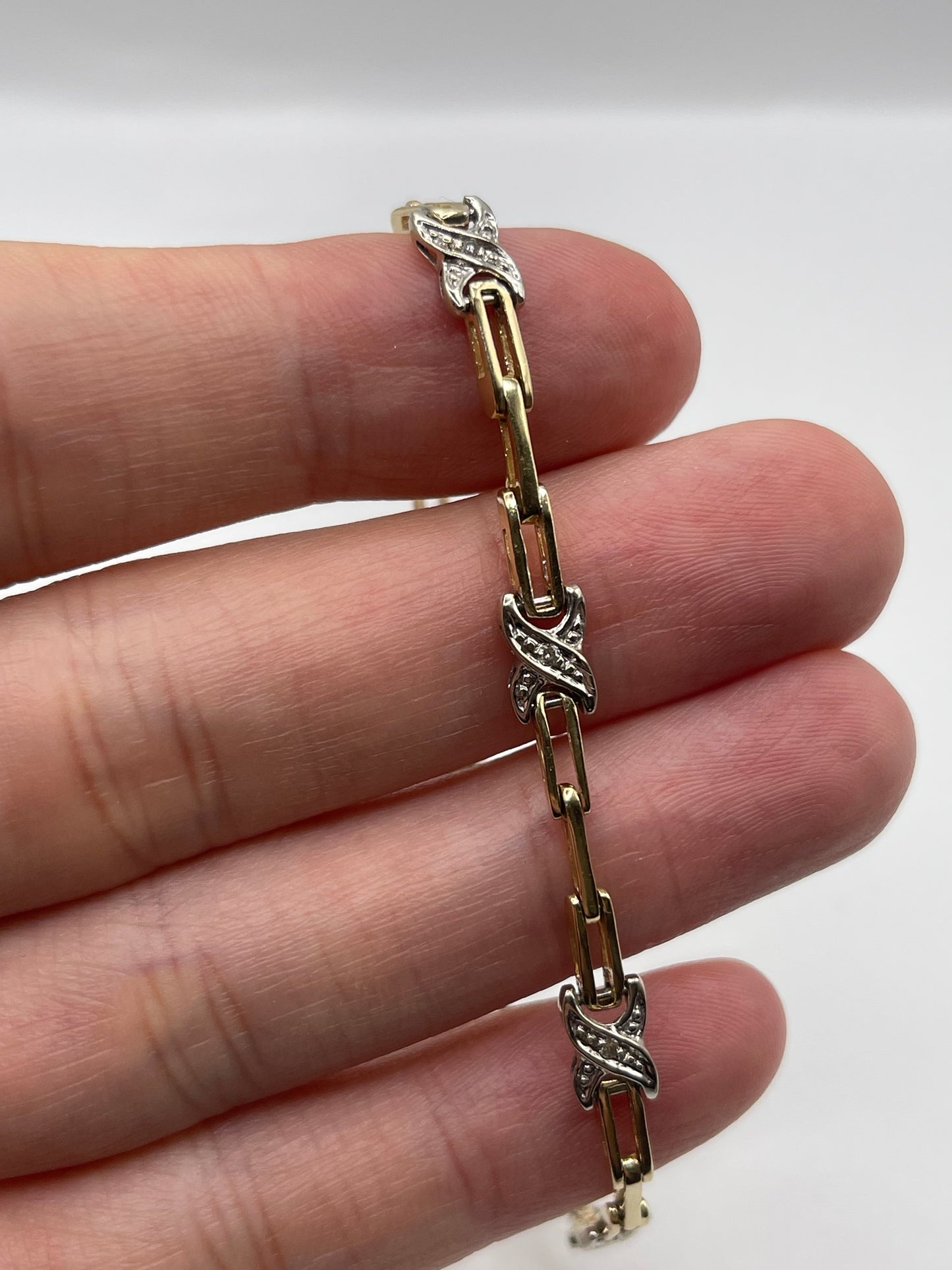 9ct gold diamond bracelet