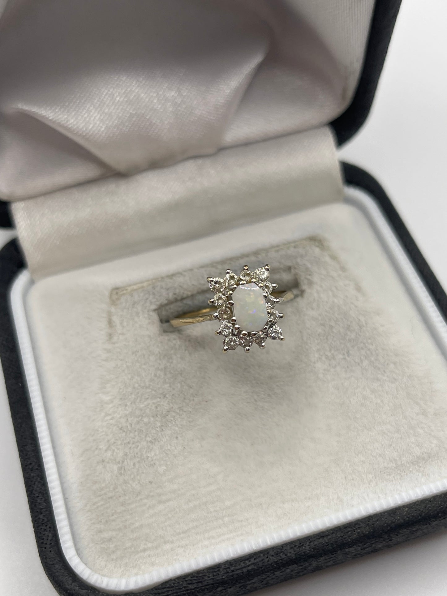 9ct gold opal and cz ring