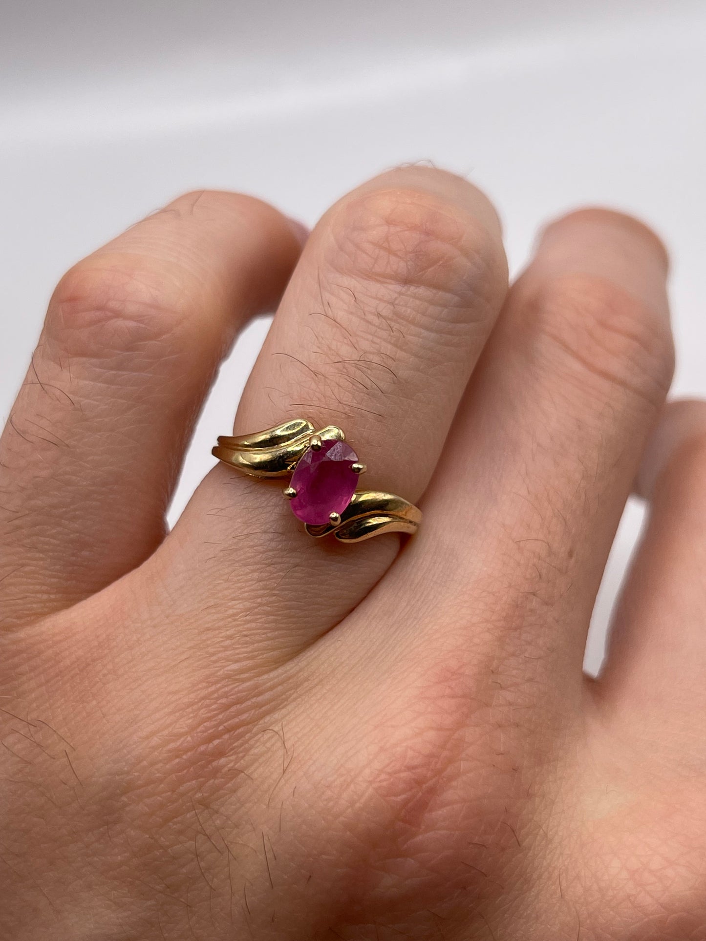 9ct gold ruby ring