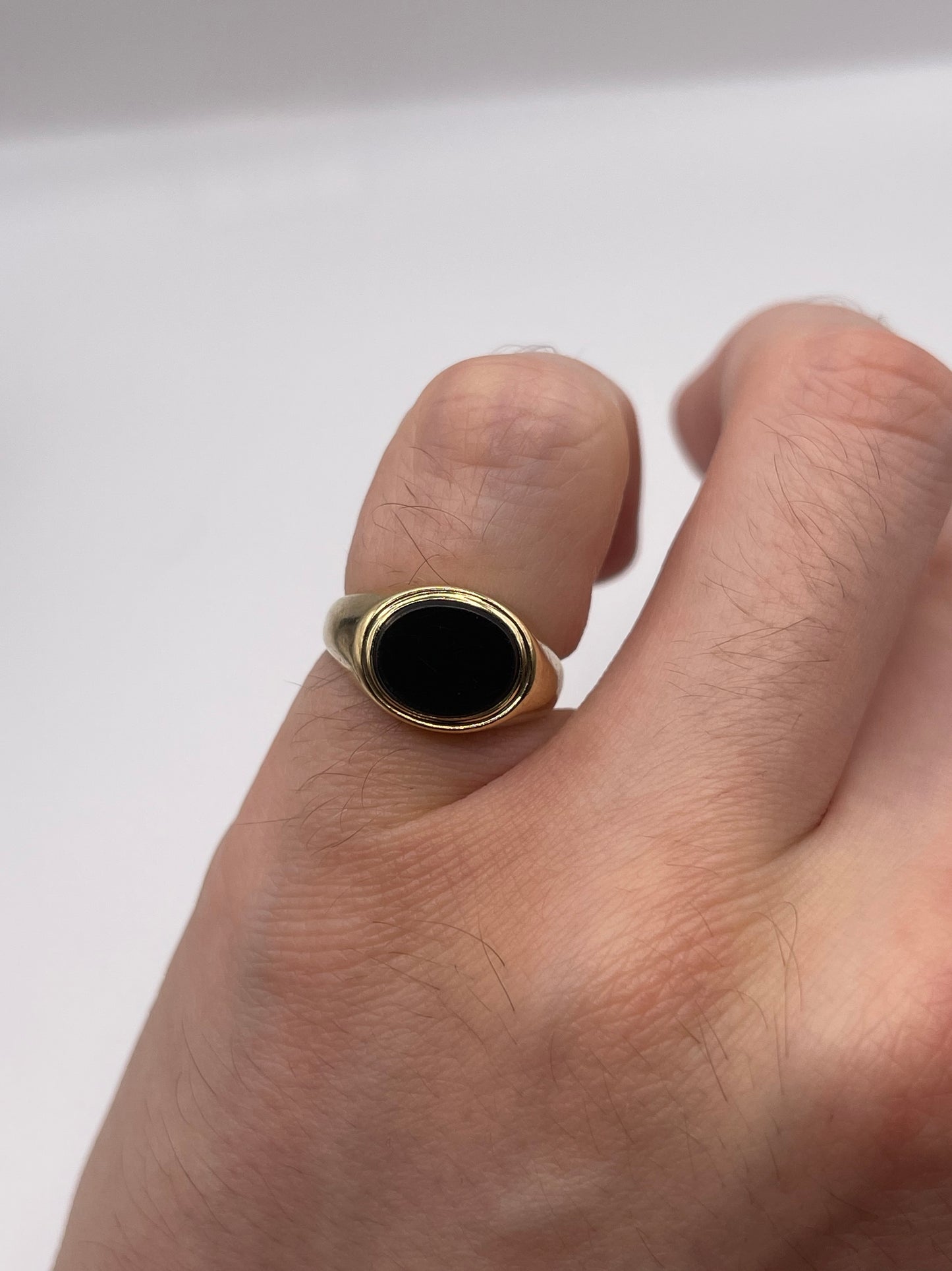 9ct gold onyx signet ring