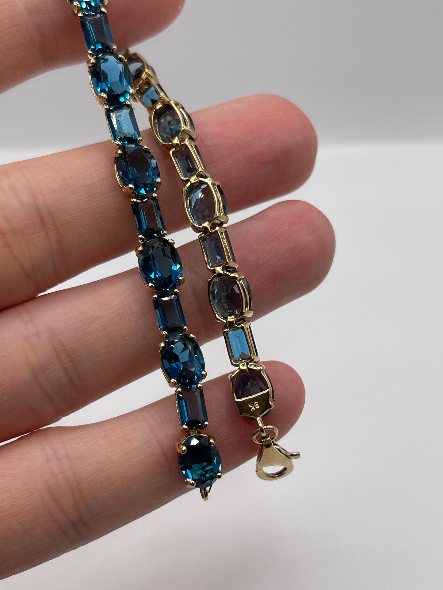 9ct gold London blue topaz bracelet