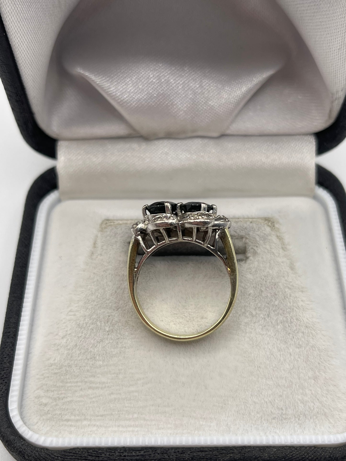 14ct gold sapphire and diamond ring