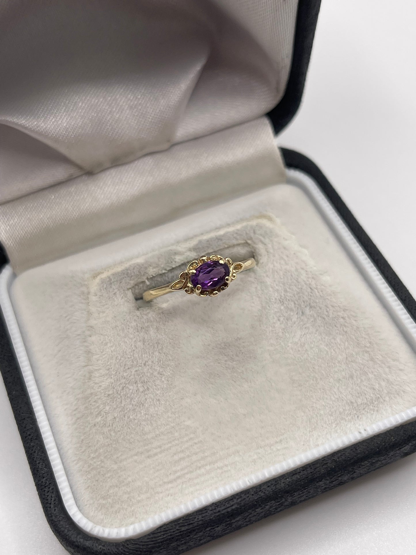 9ct gold amethyst ring