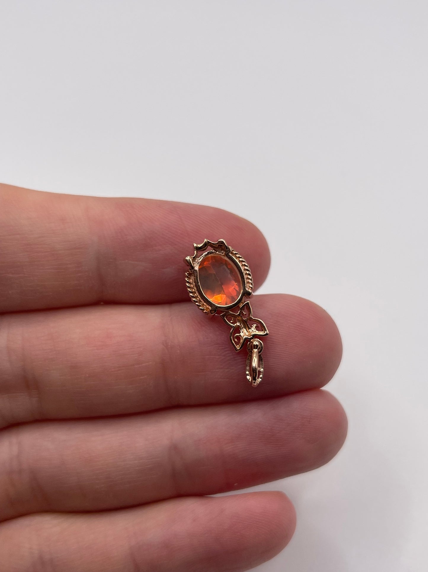 9ct rose gold topaz pendant