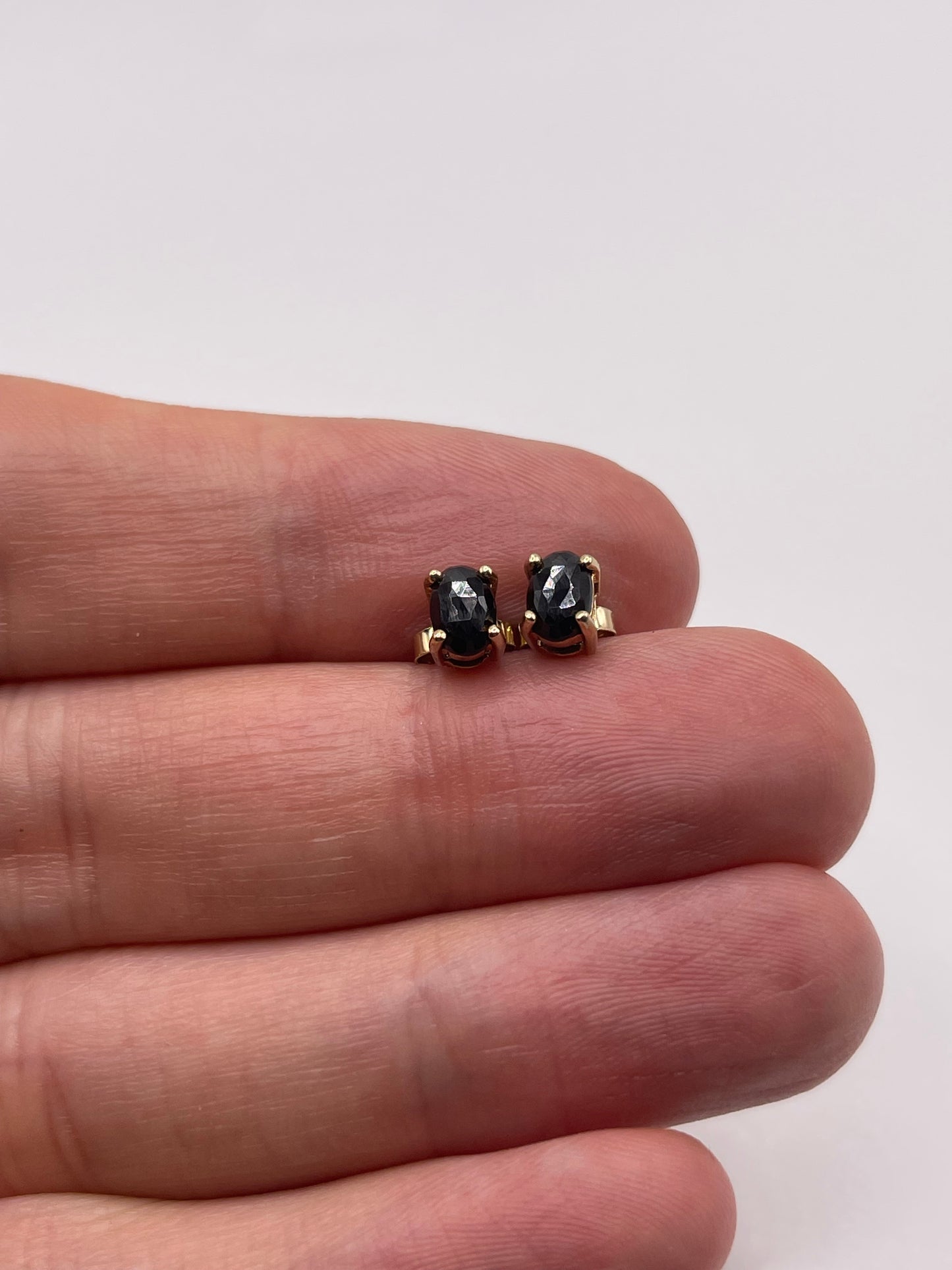 9ct gold sapphire earrings