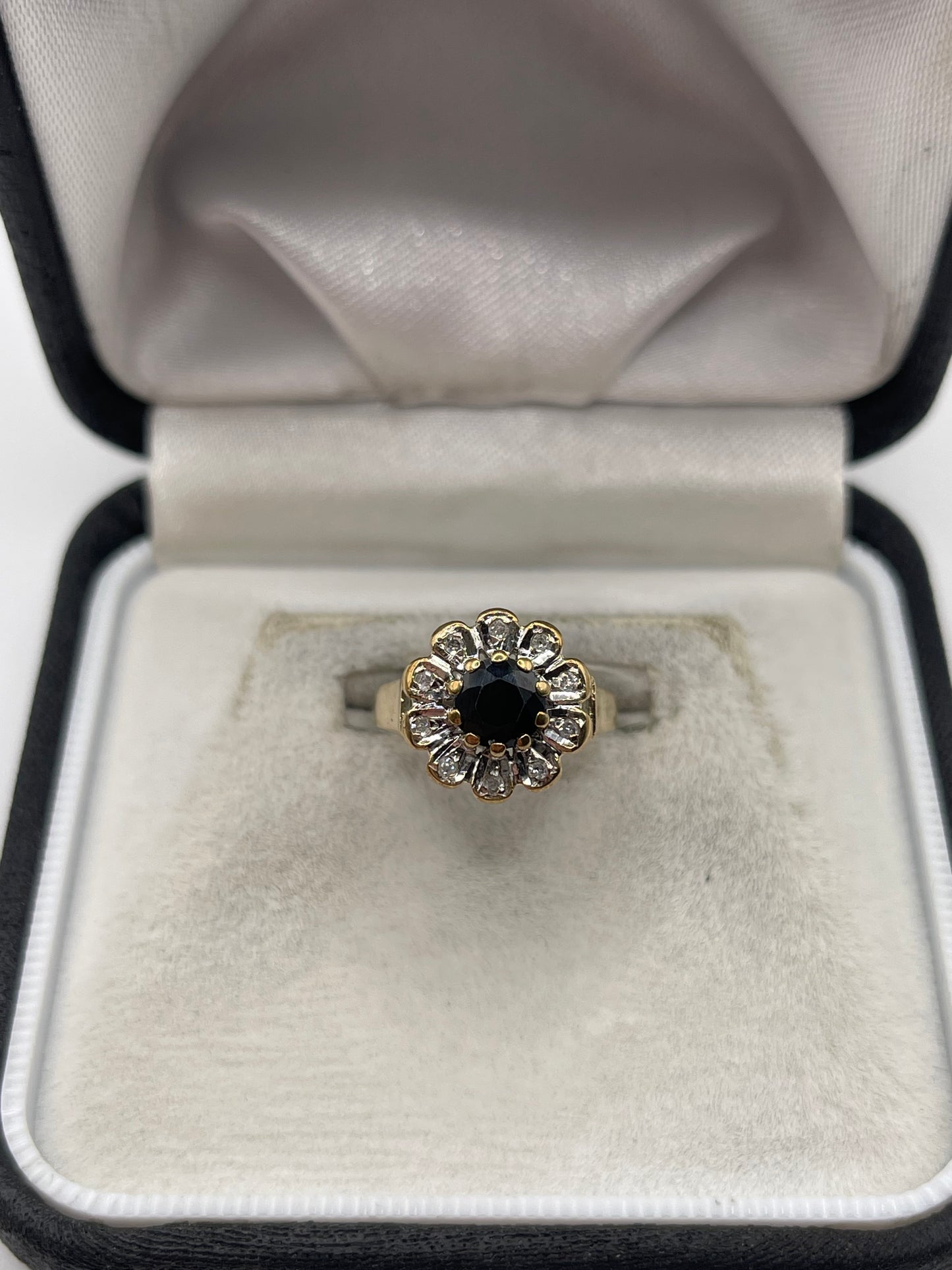 9ct gold sapphire and diamond ring