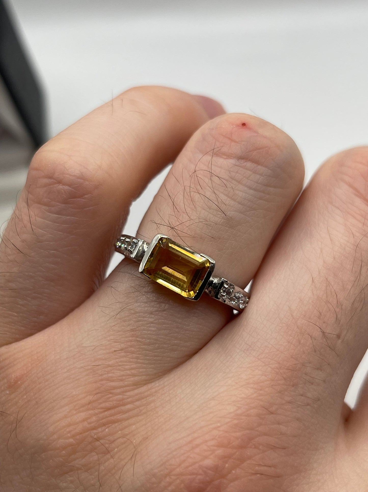 14ct gold citrine and zircon ring
