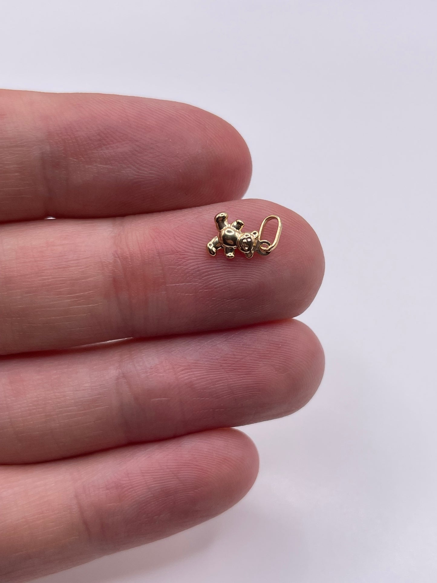 9ct gold teddy bear charm