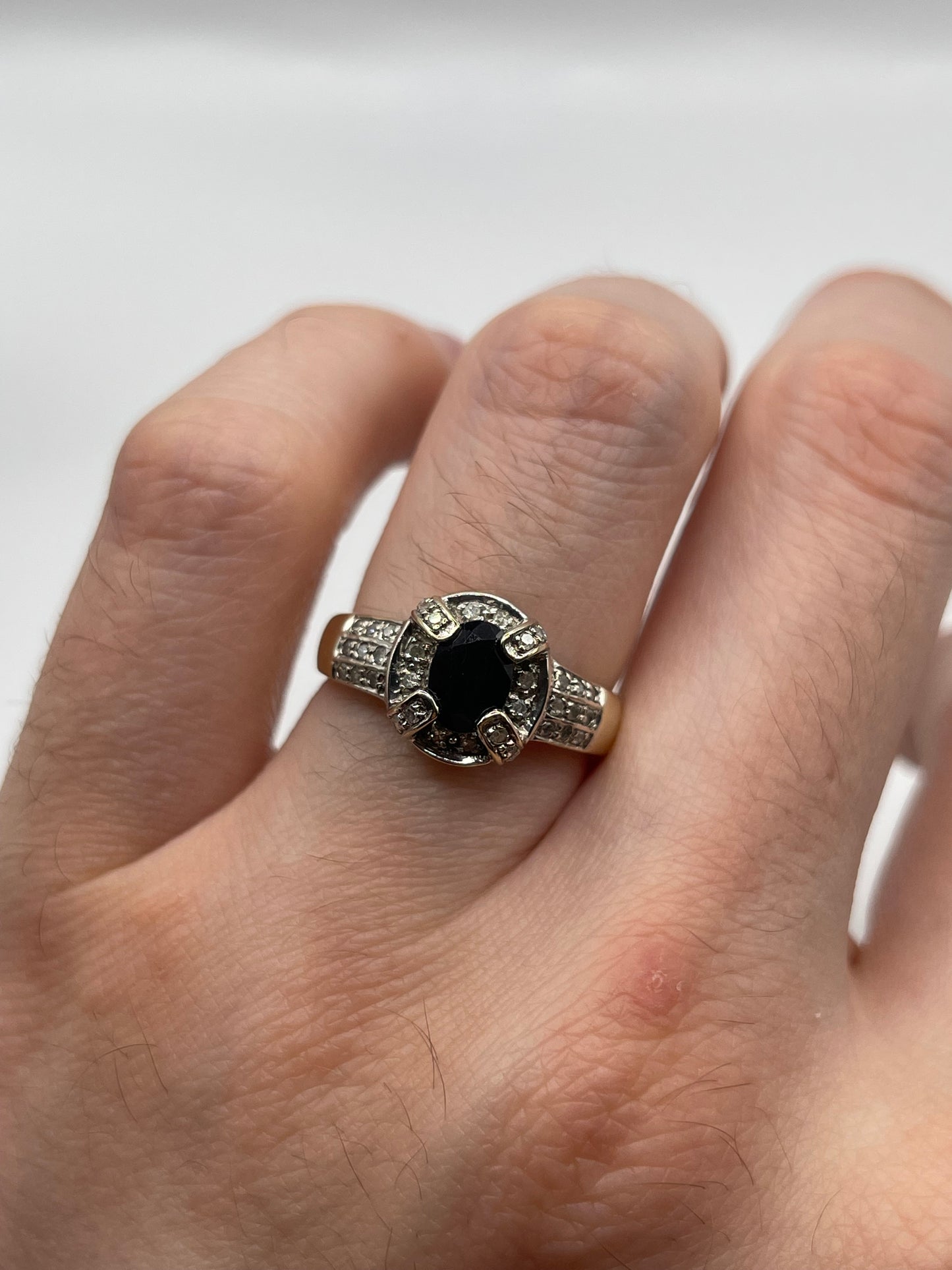 9ct gold sapphire and diamond ring