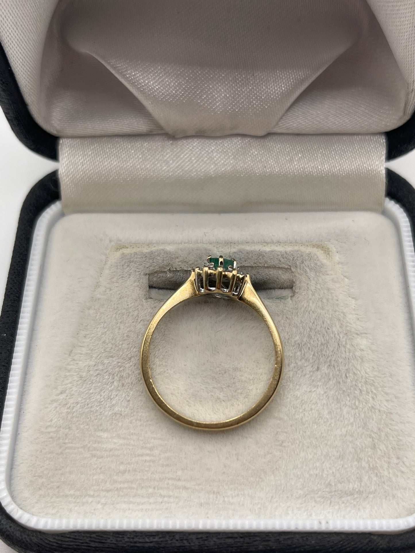 9ct gold emerald and diamond ring