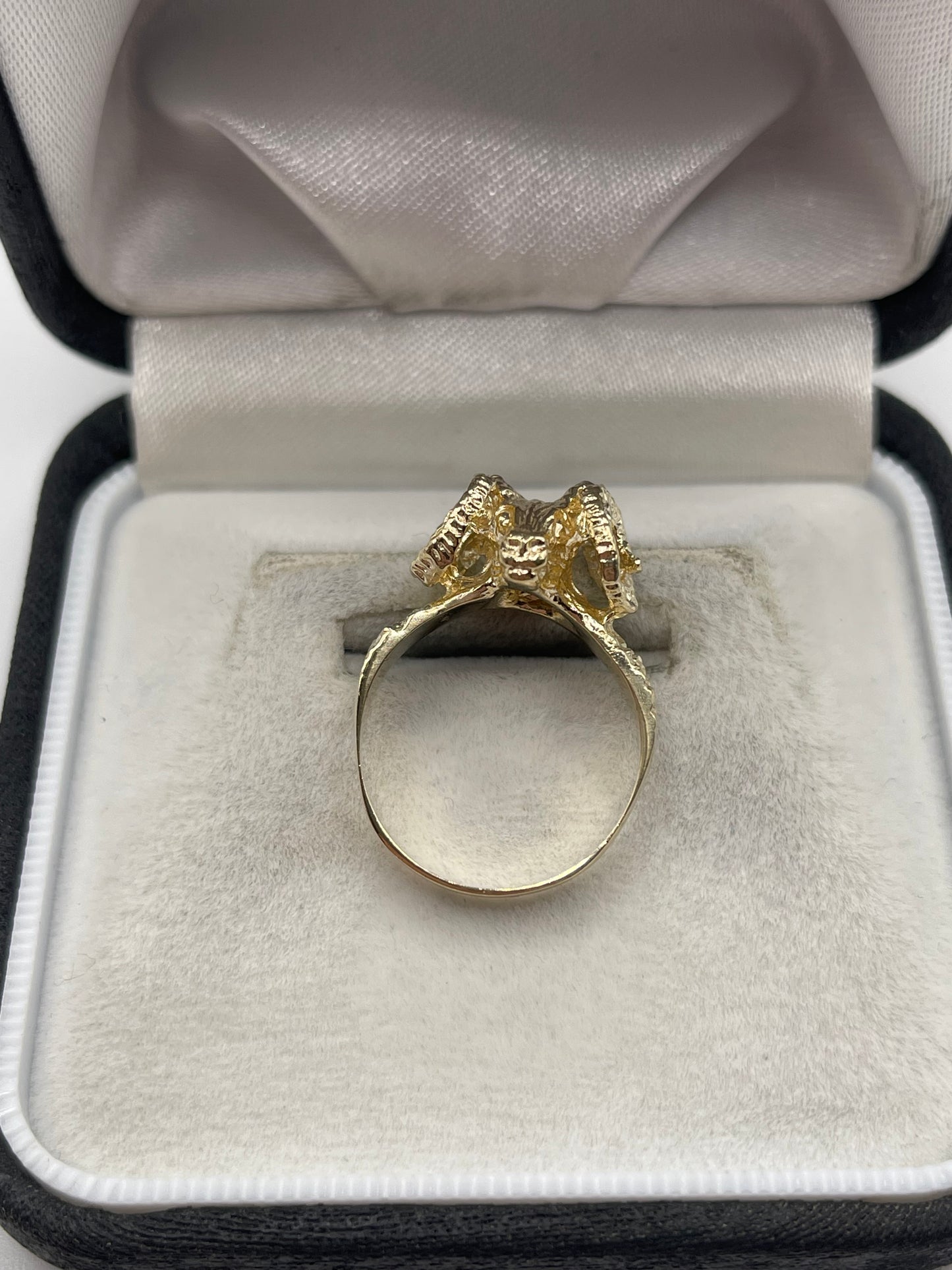 9ct gold rams head ring