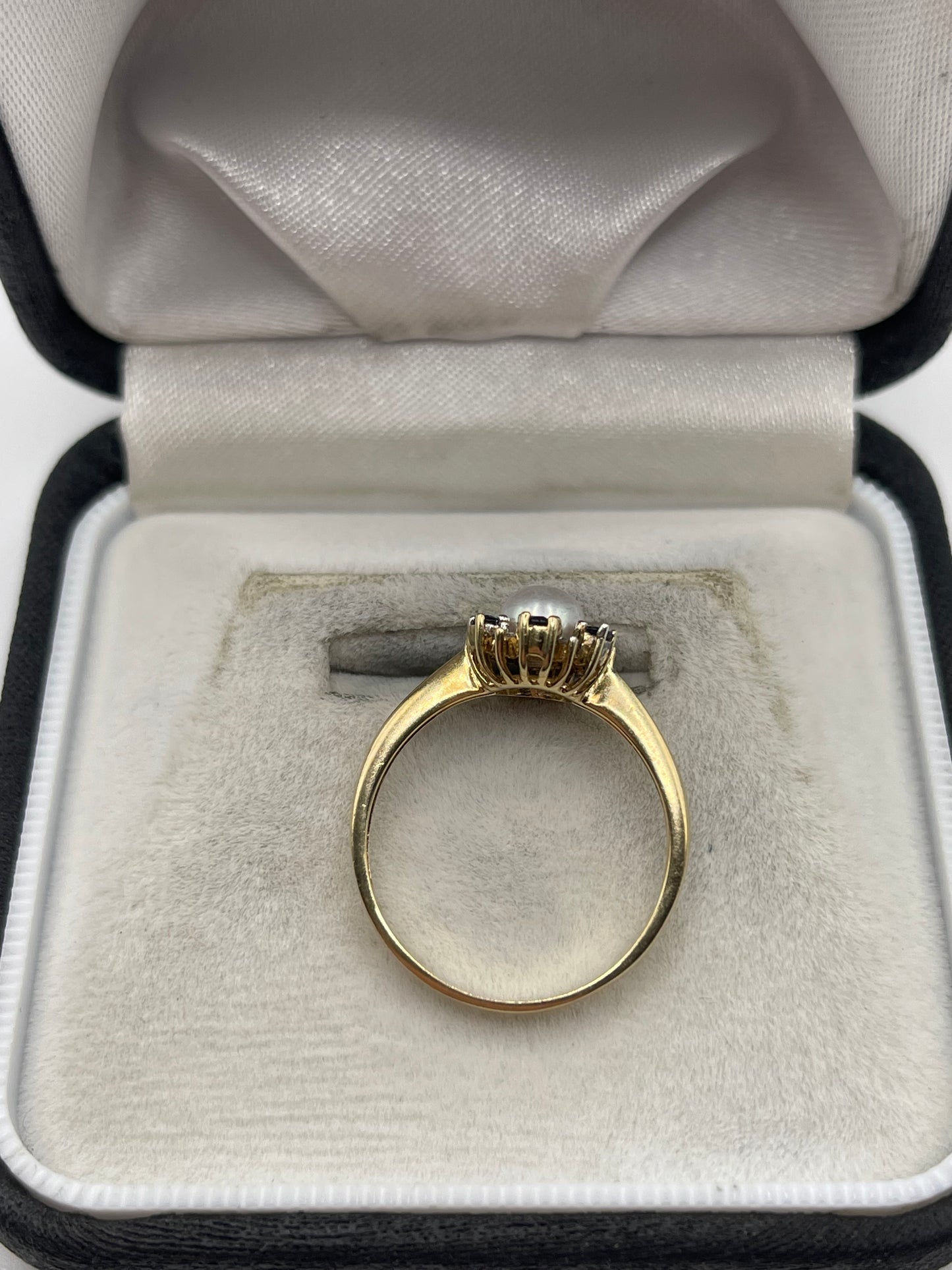9ct gold pearl, sapphire and diamond ring