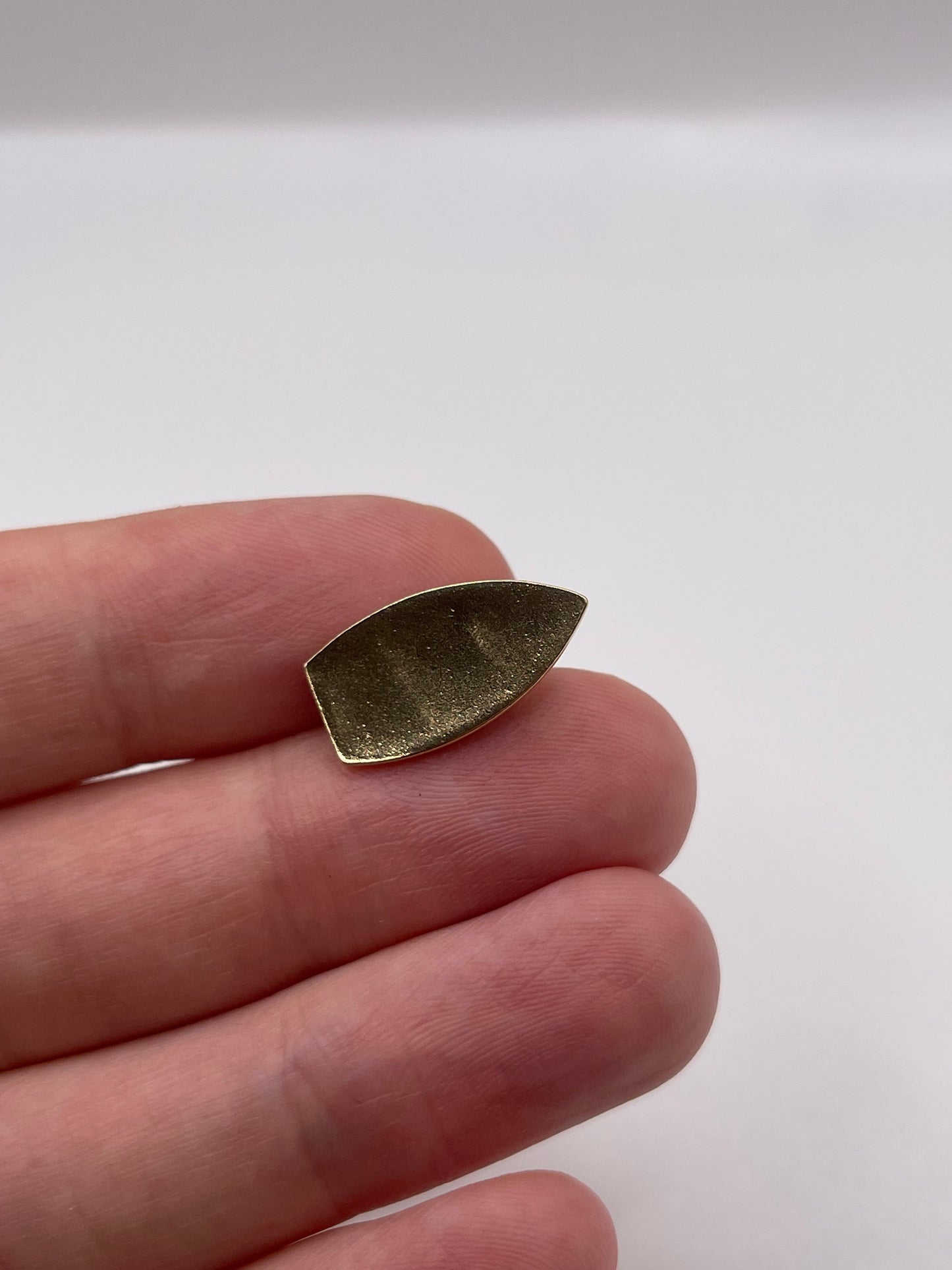 9ct gold iron charm