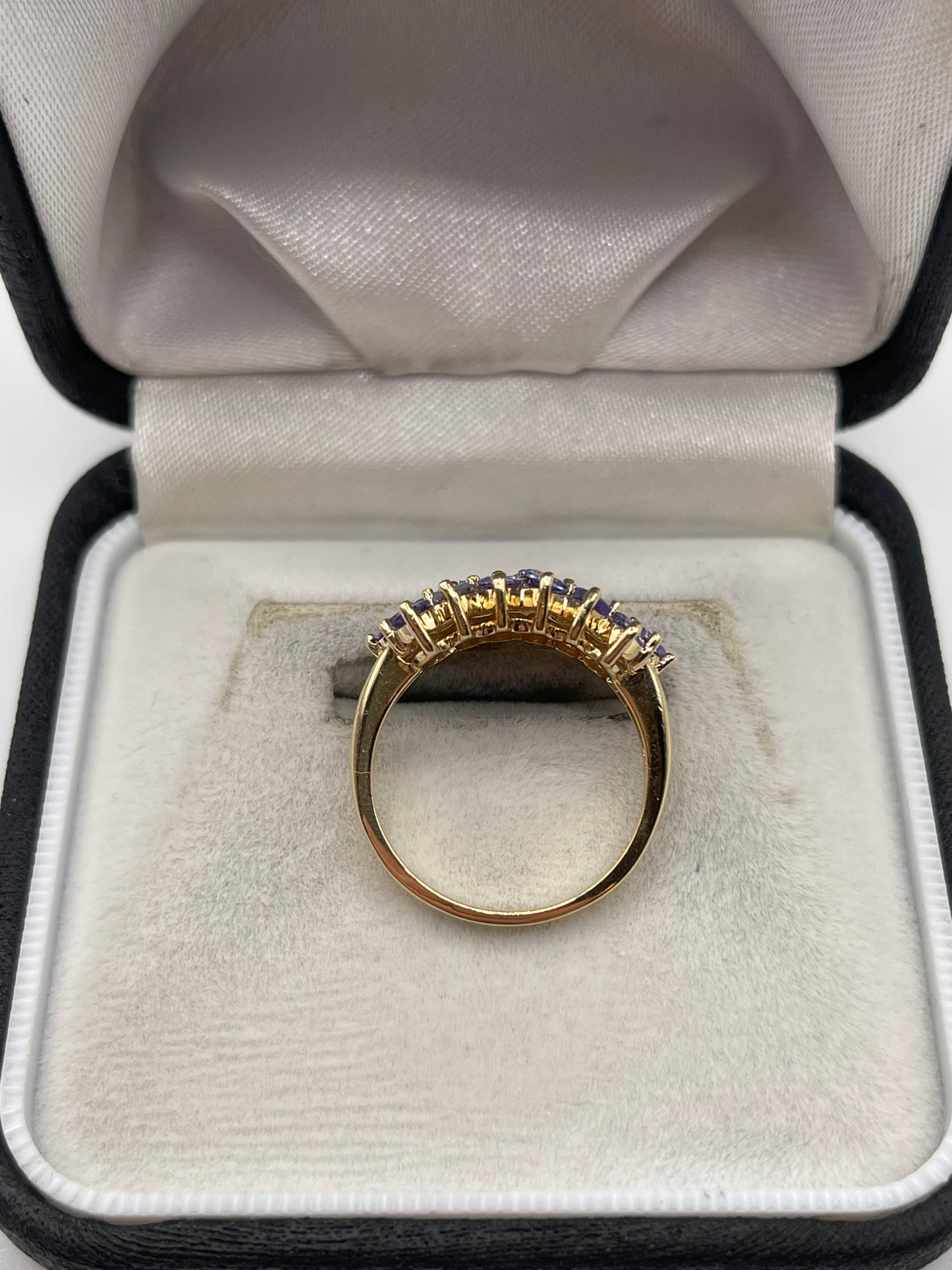 9ct gold tanzanite cluster ring