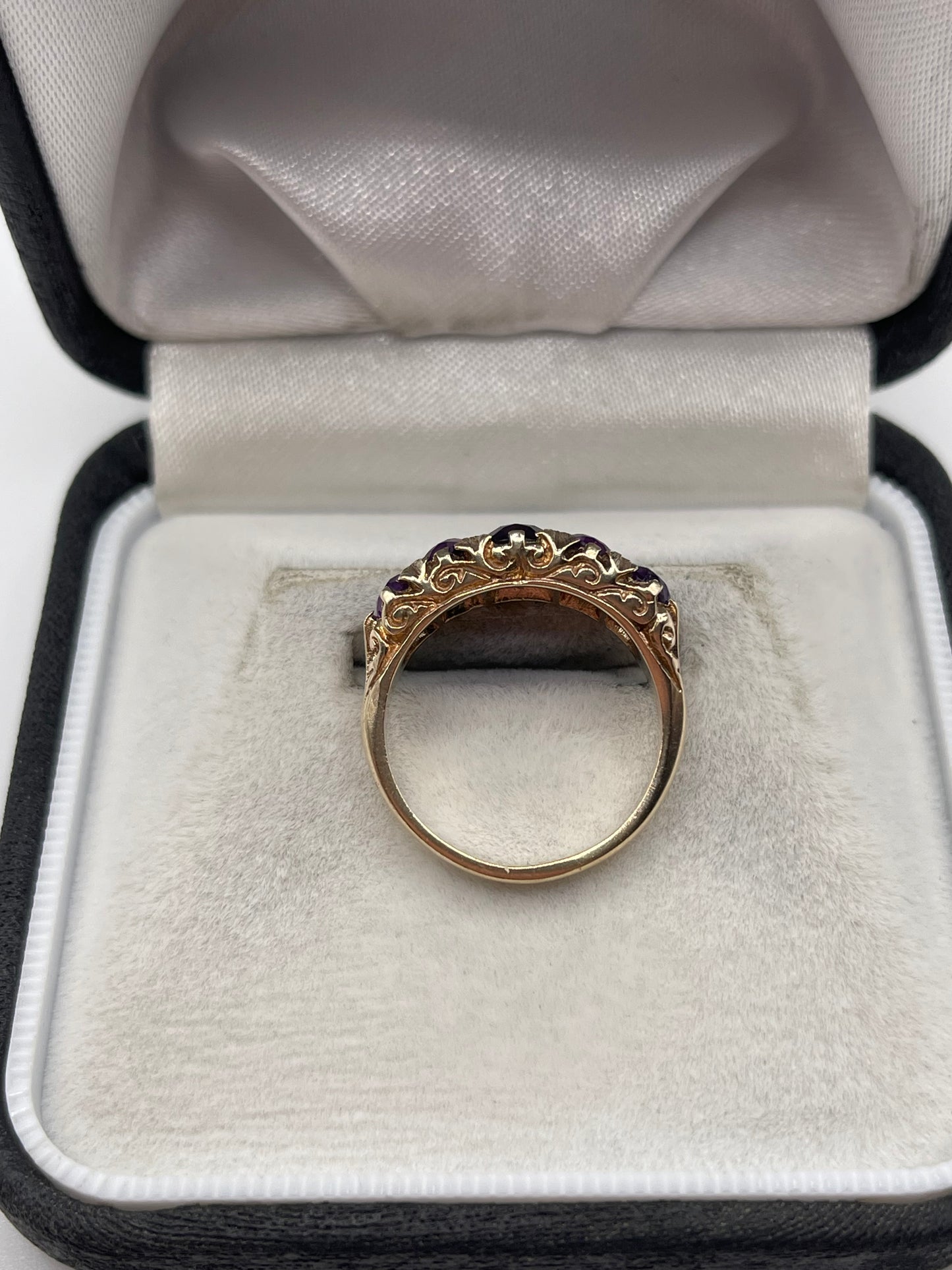 9ct gold amethyst ring