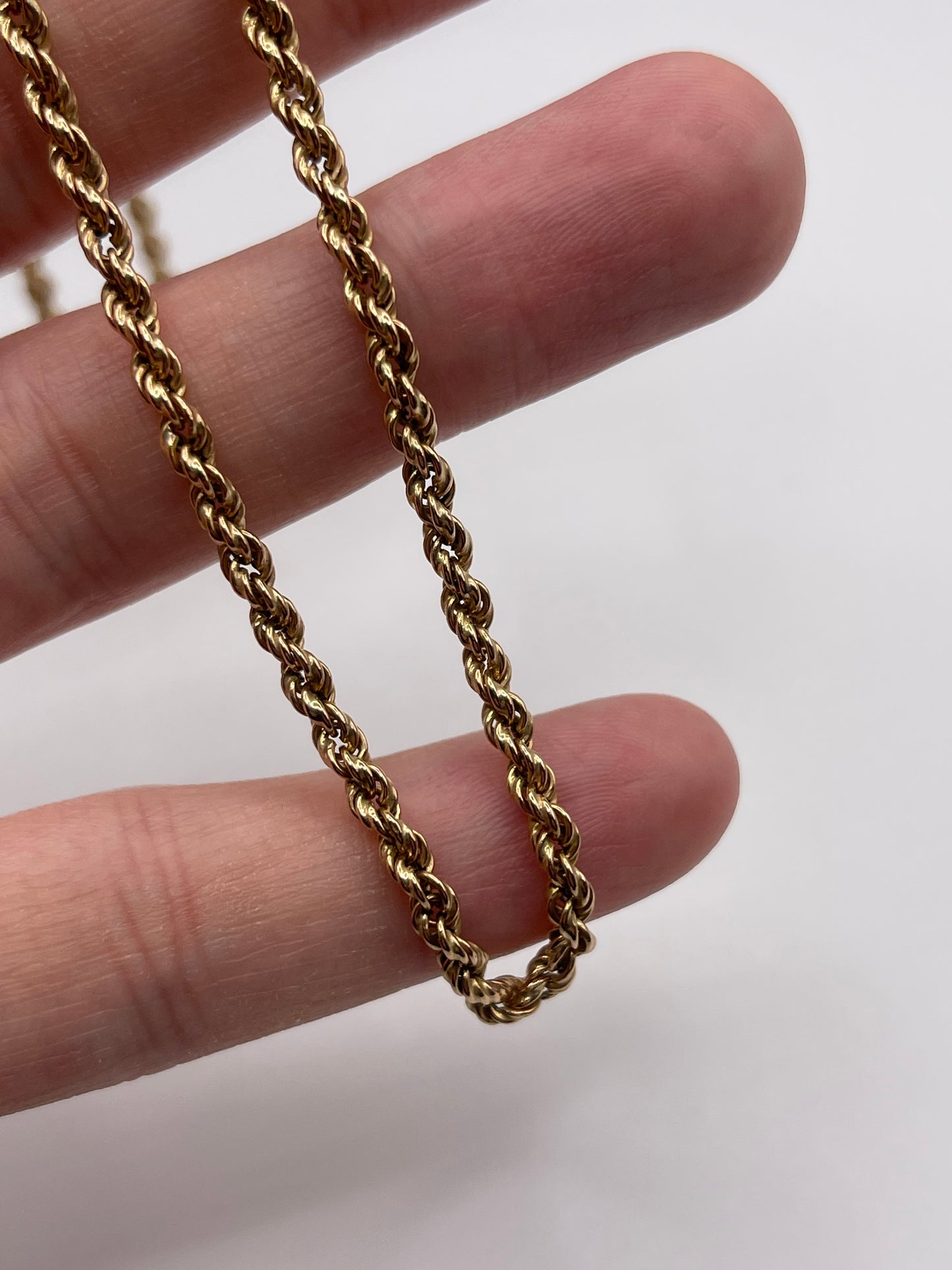9ct gold chain 324