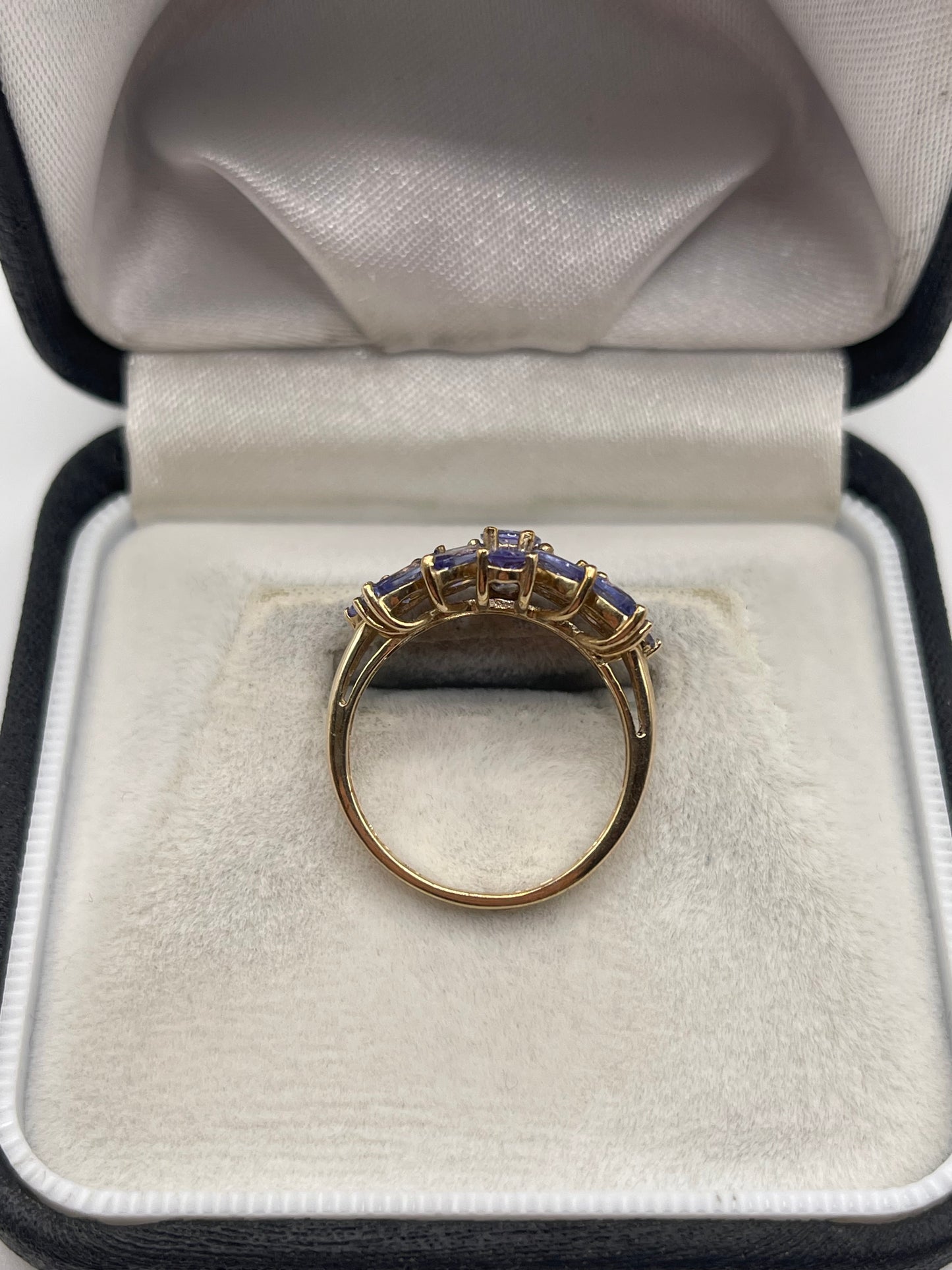 9ct gold tanzanite cluster ring