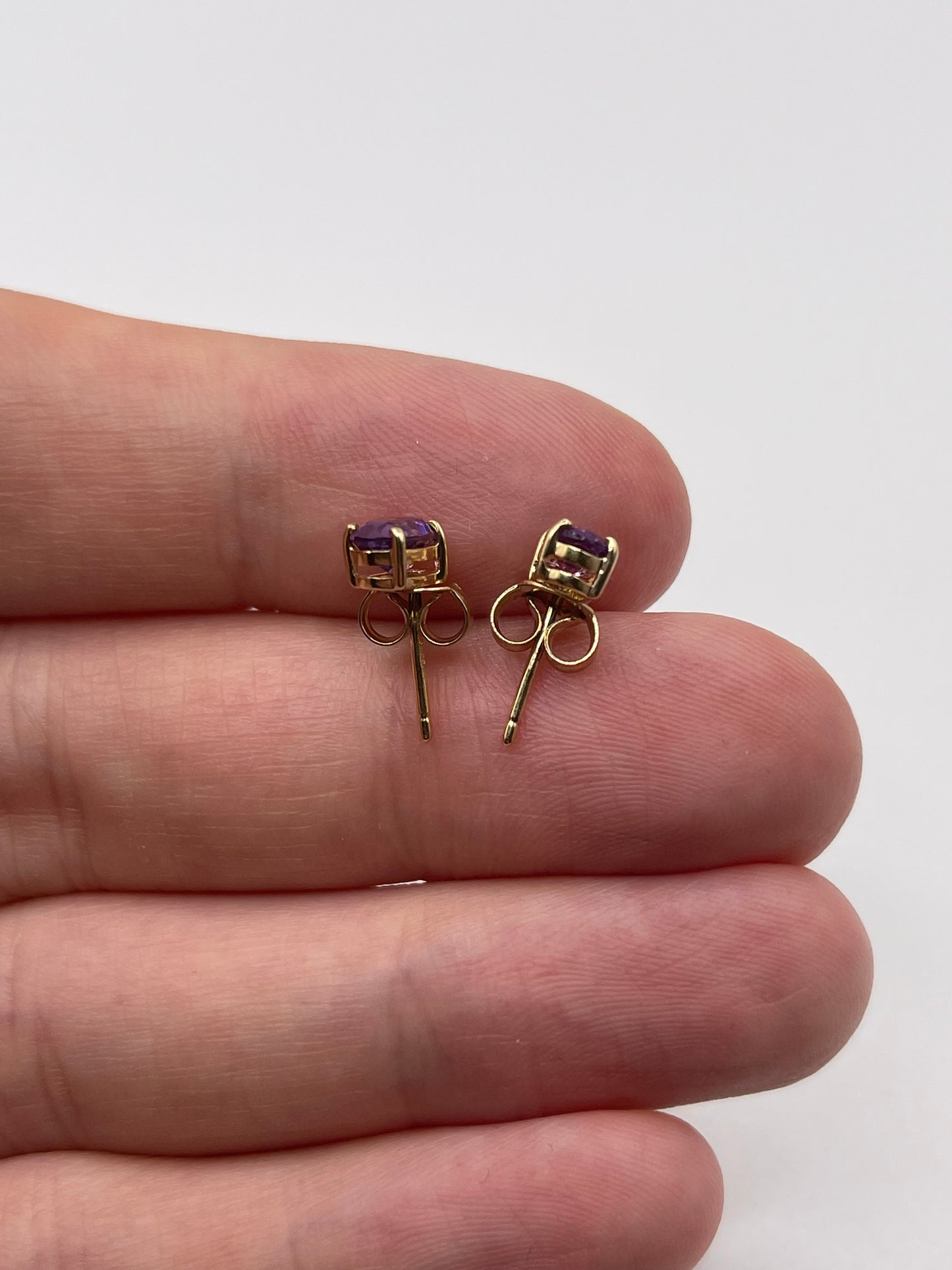 9ct gold amethyst earrings