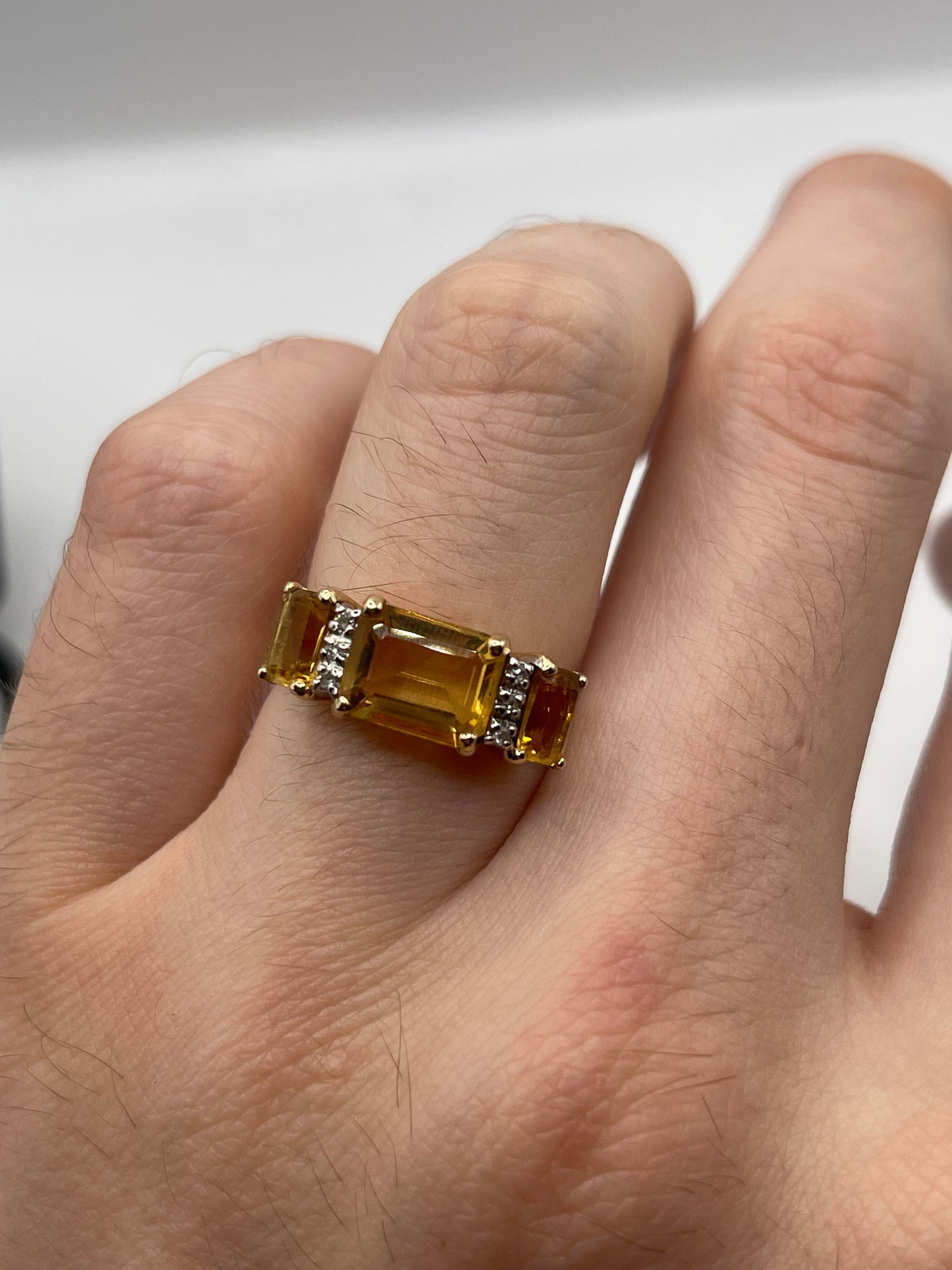 9ct gold citrine and diamond ring