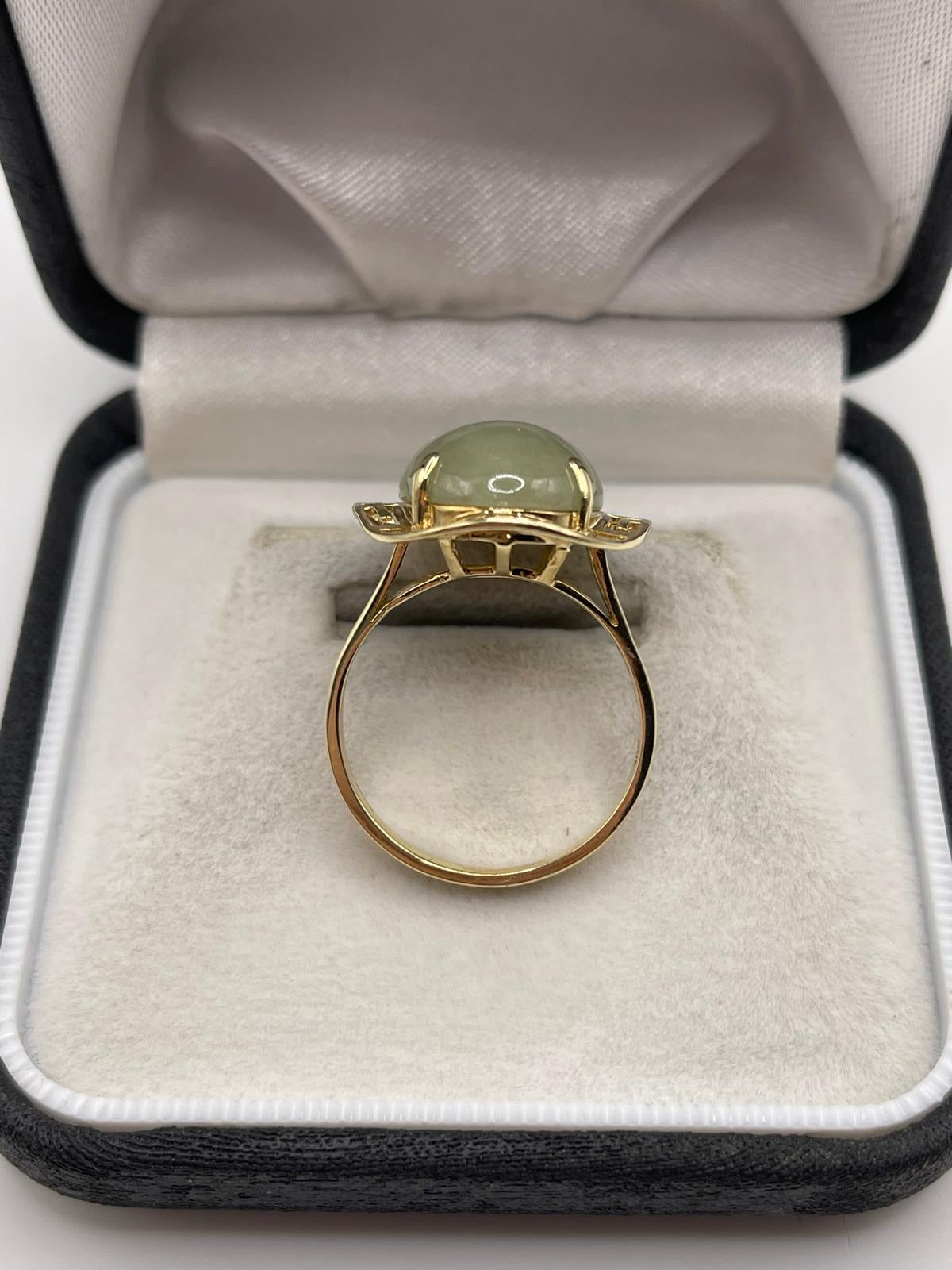 14ct gold jade ring