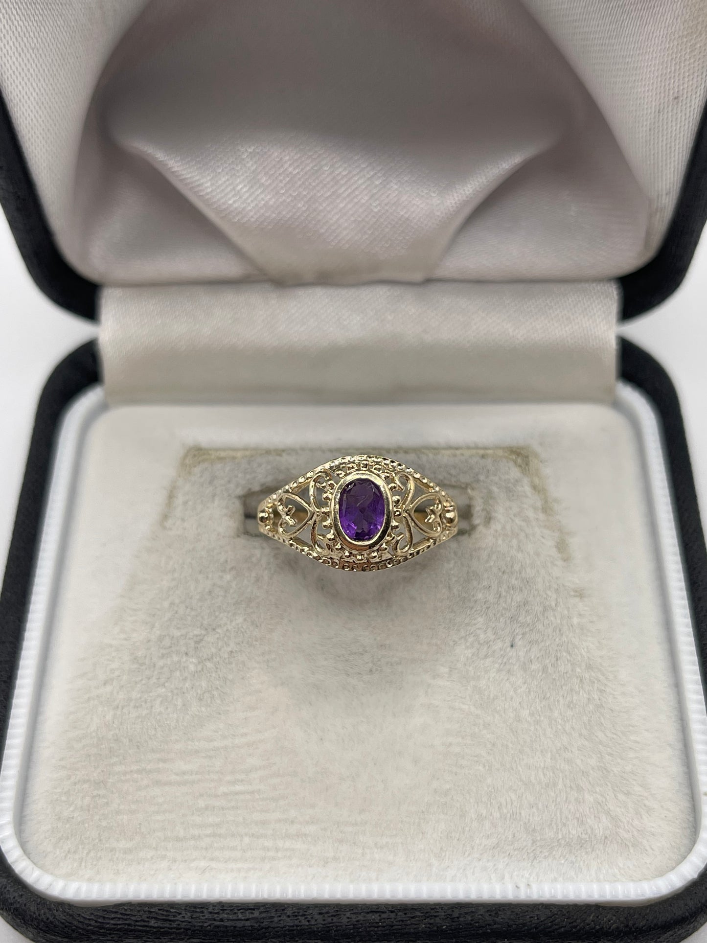 9ct gold amethyst ring