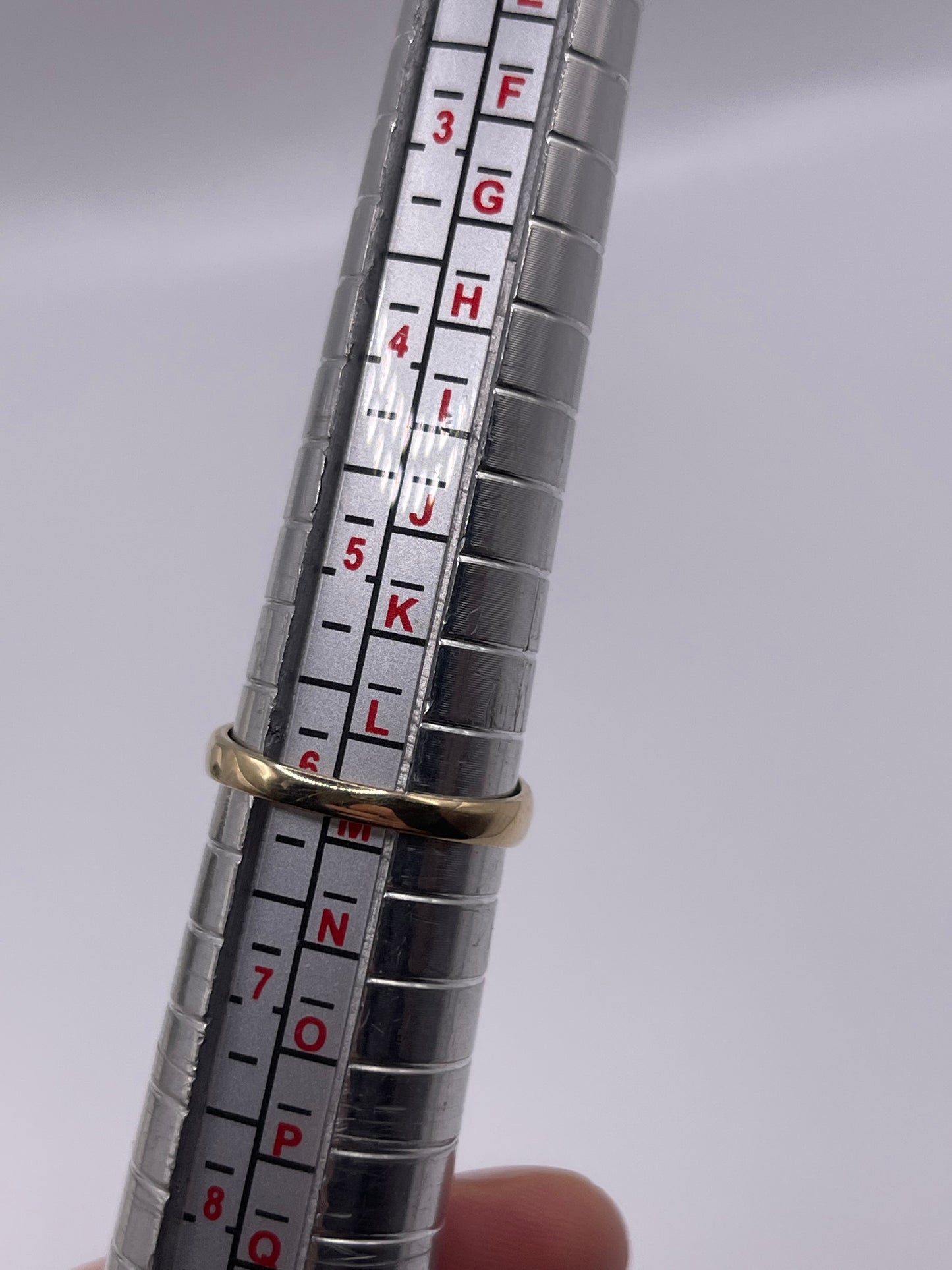 9ct gold emerald gypsy ring