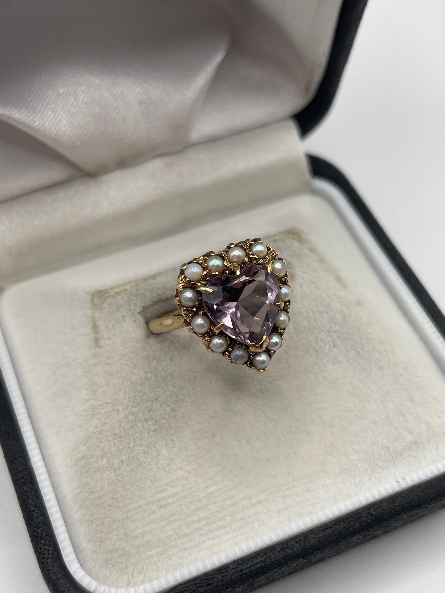 9ct gold amethyst and pearl ring