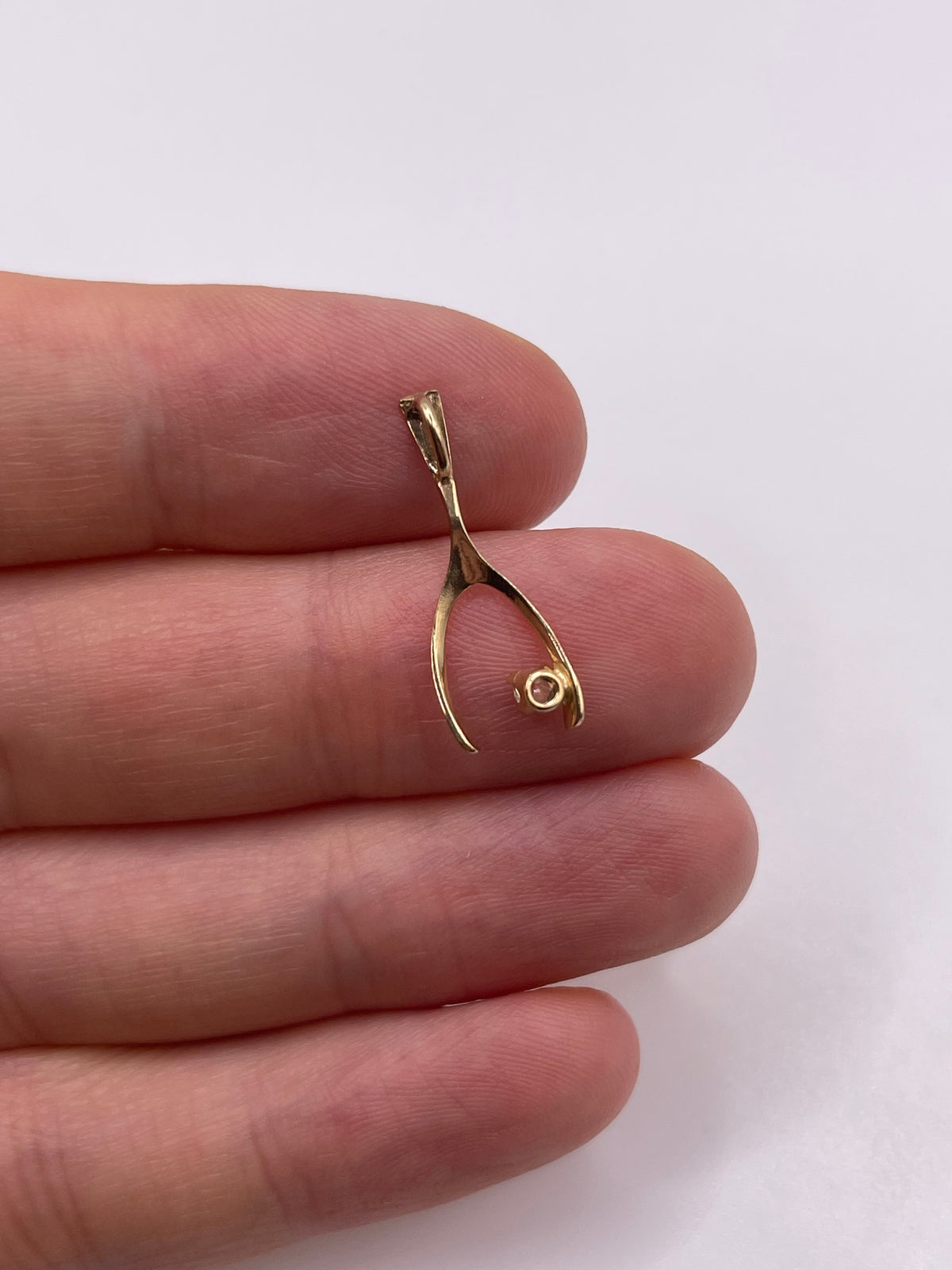 9ct gold cz wishbone pendant