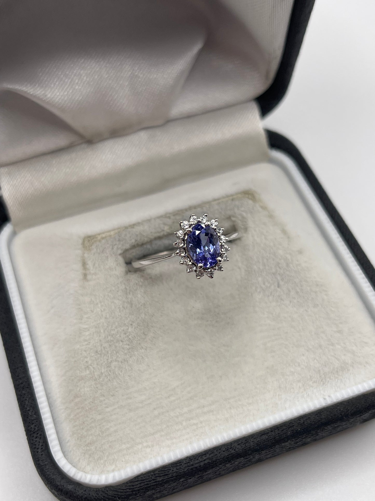 9ct white gold tanzanite and zircon ring