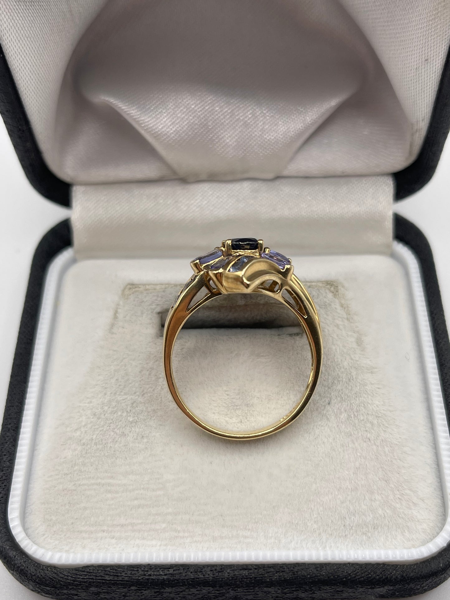 9ct gold sapphire and tanzanite ring
