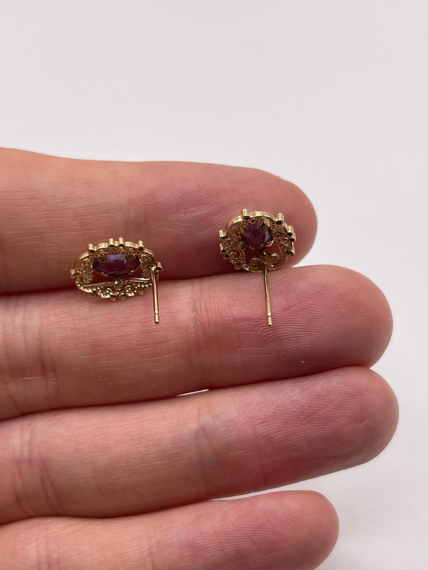9ct gold amethyst earrings
