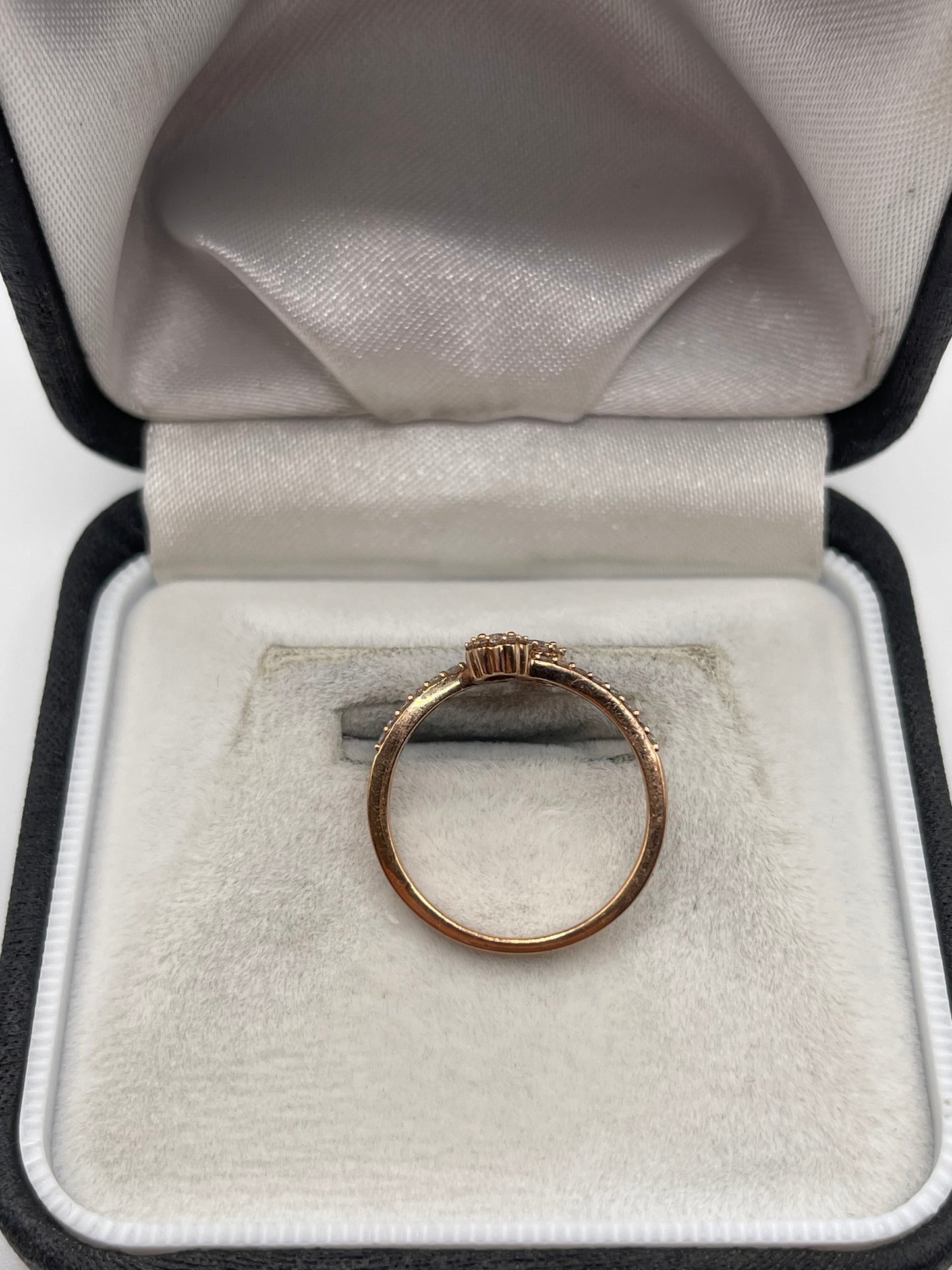 9ct rose gold diamond cluster ring