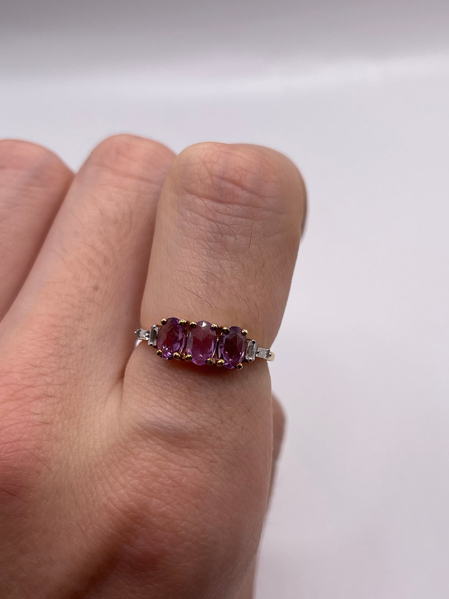 9ct gold spinel and zircon ring