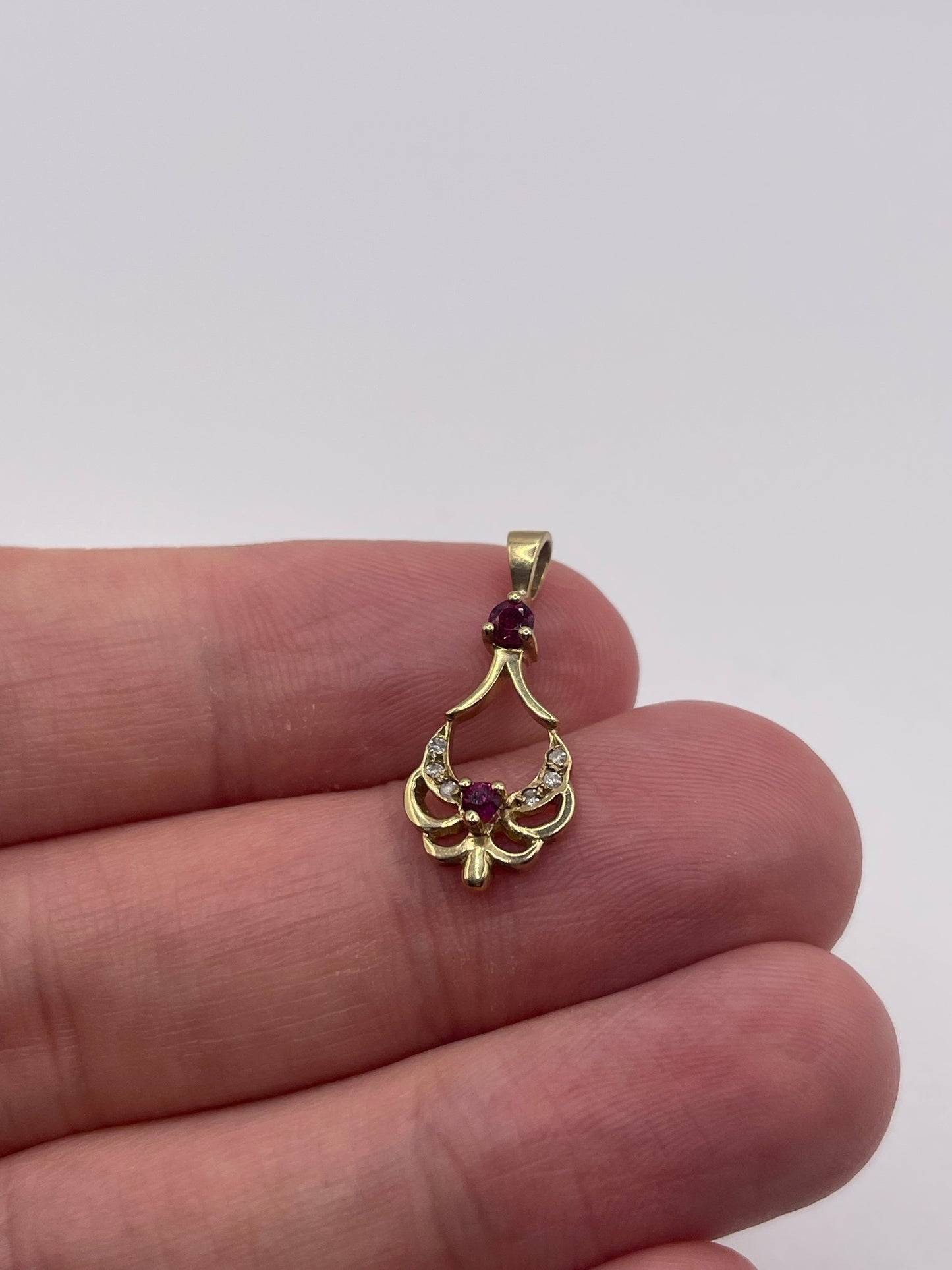 9ct gold ruby and diamond pendant