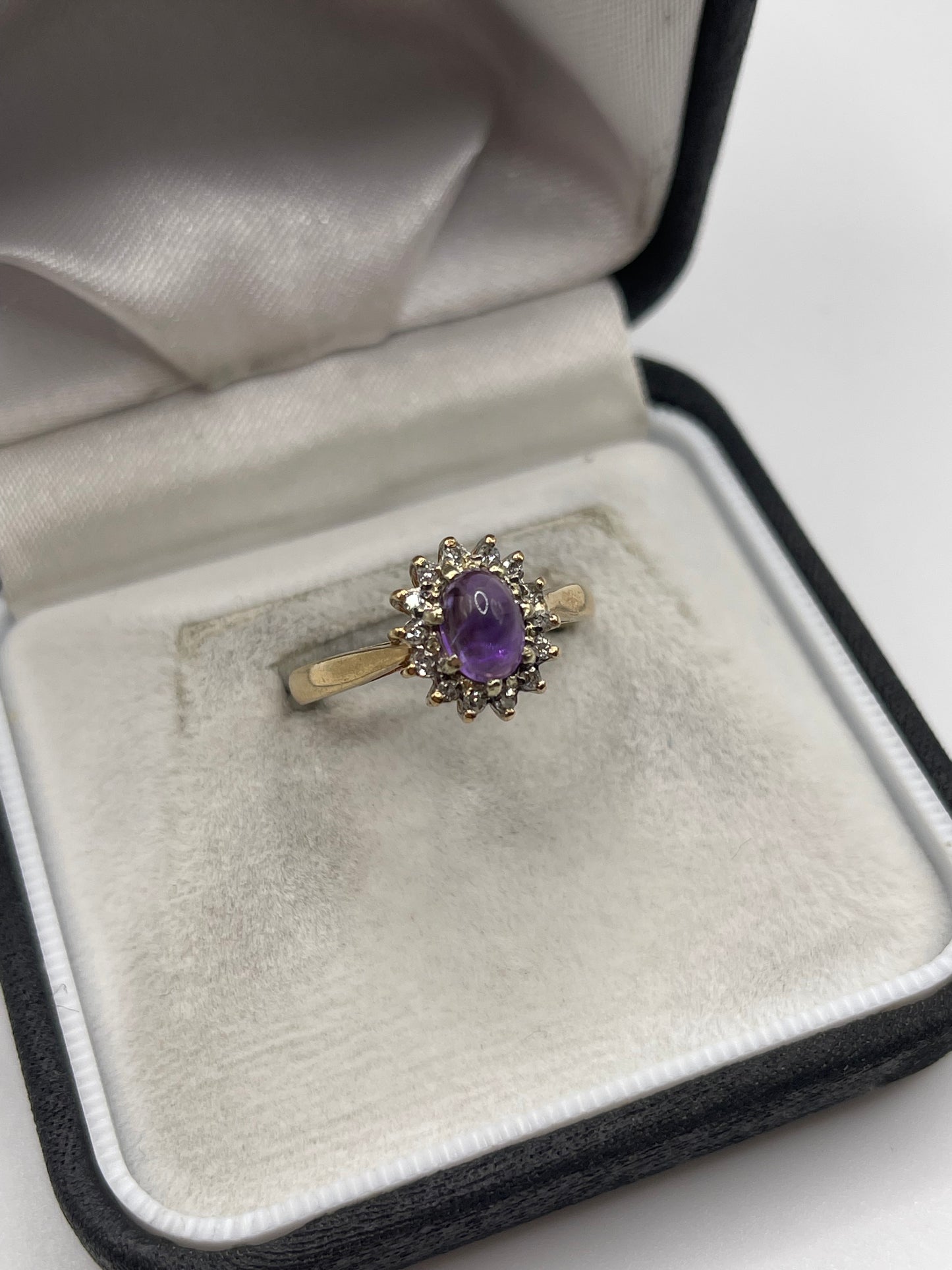 9ct gold cabochon amethyst and diamond ring