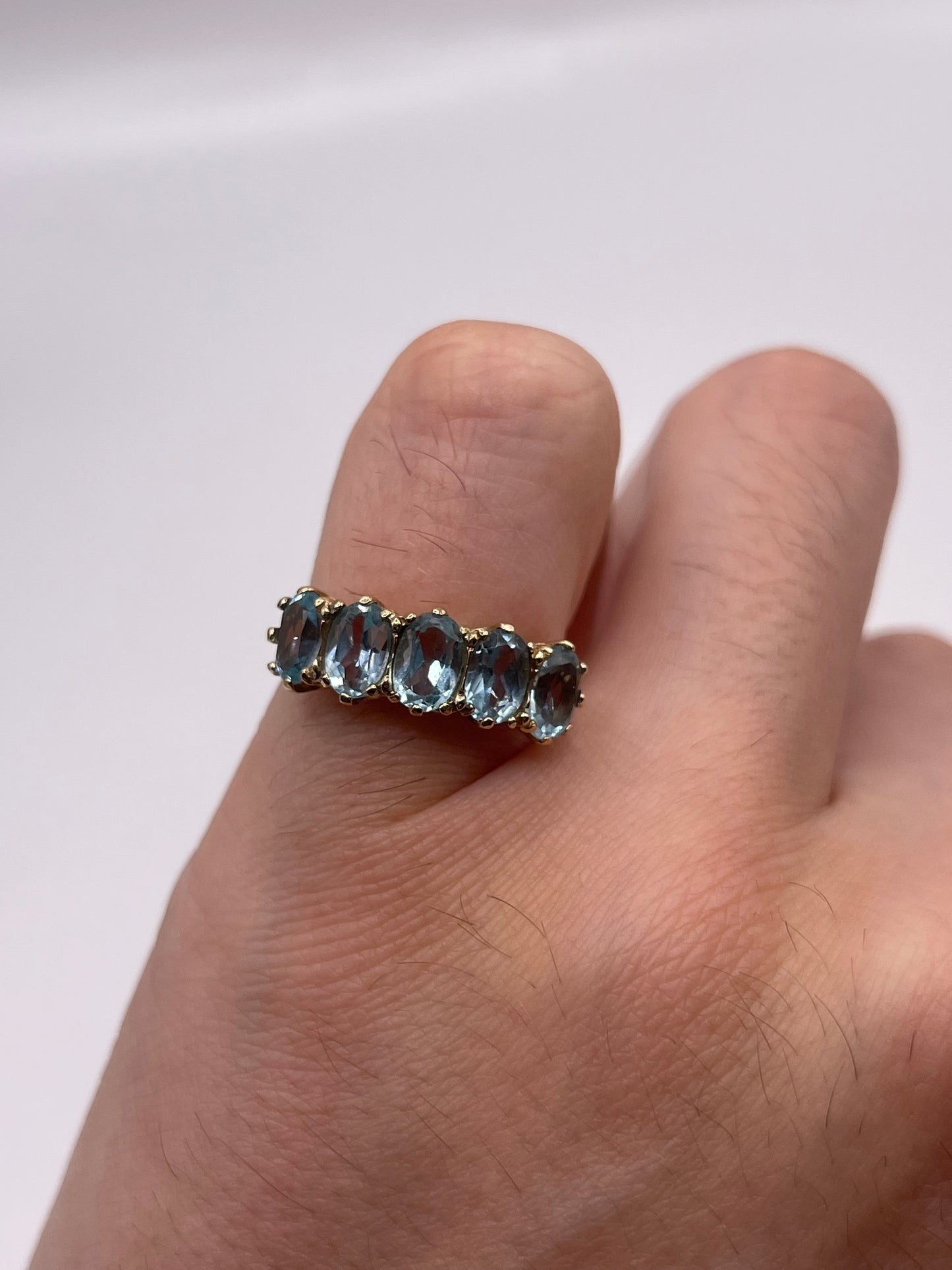 9ct gold topaz ring