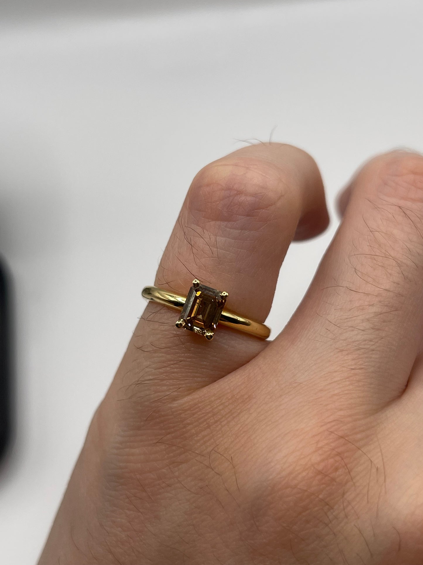18ct gold 1ct cognac diamond ring