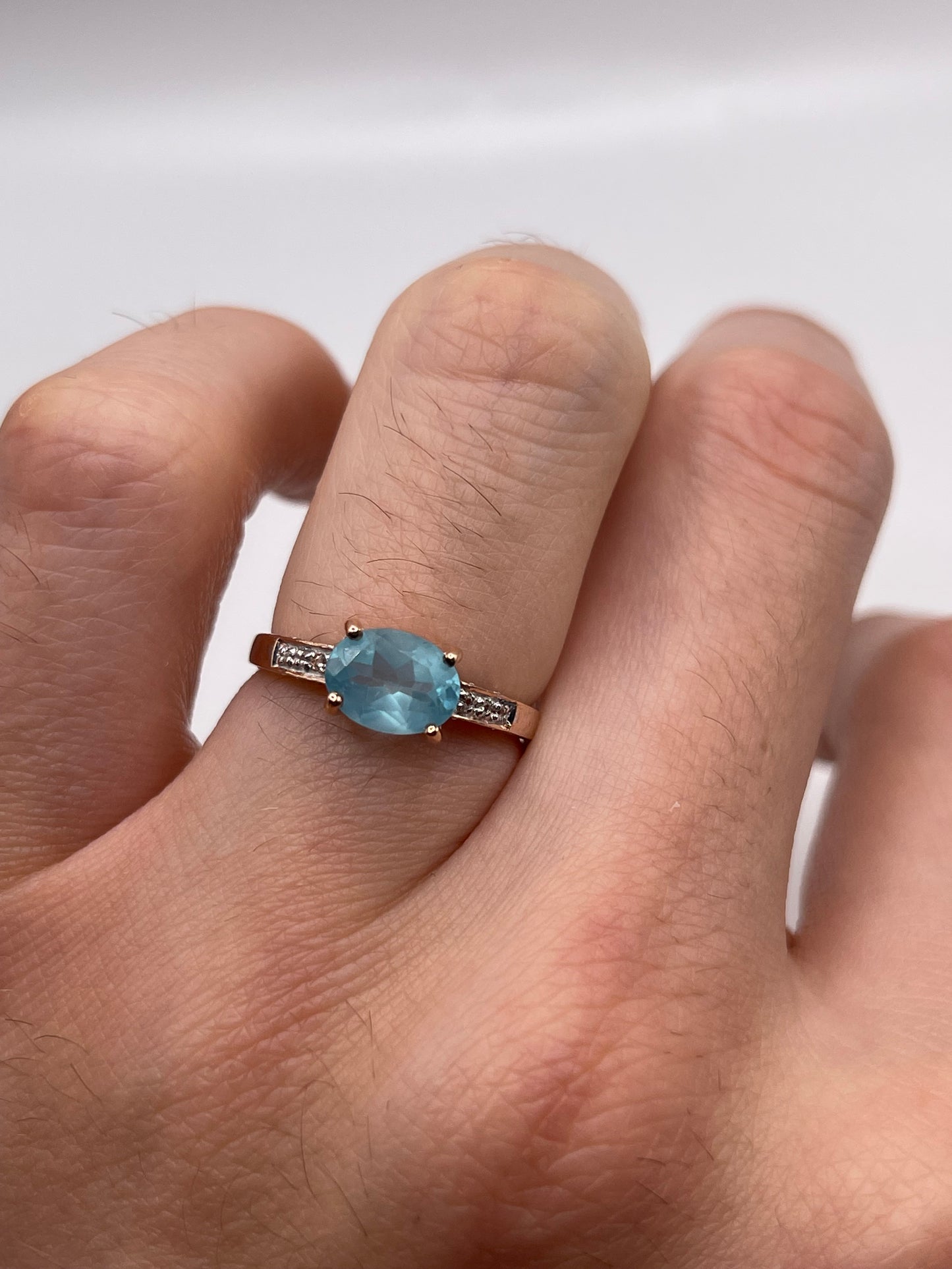 9ct rose gold apatite and zircon ring