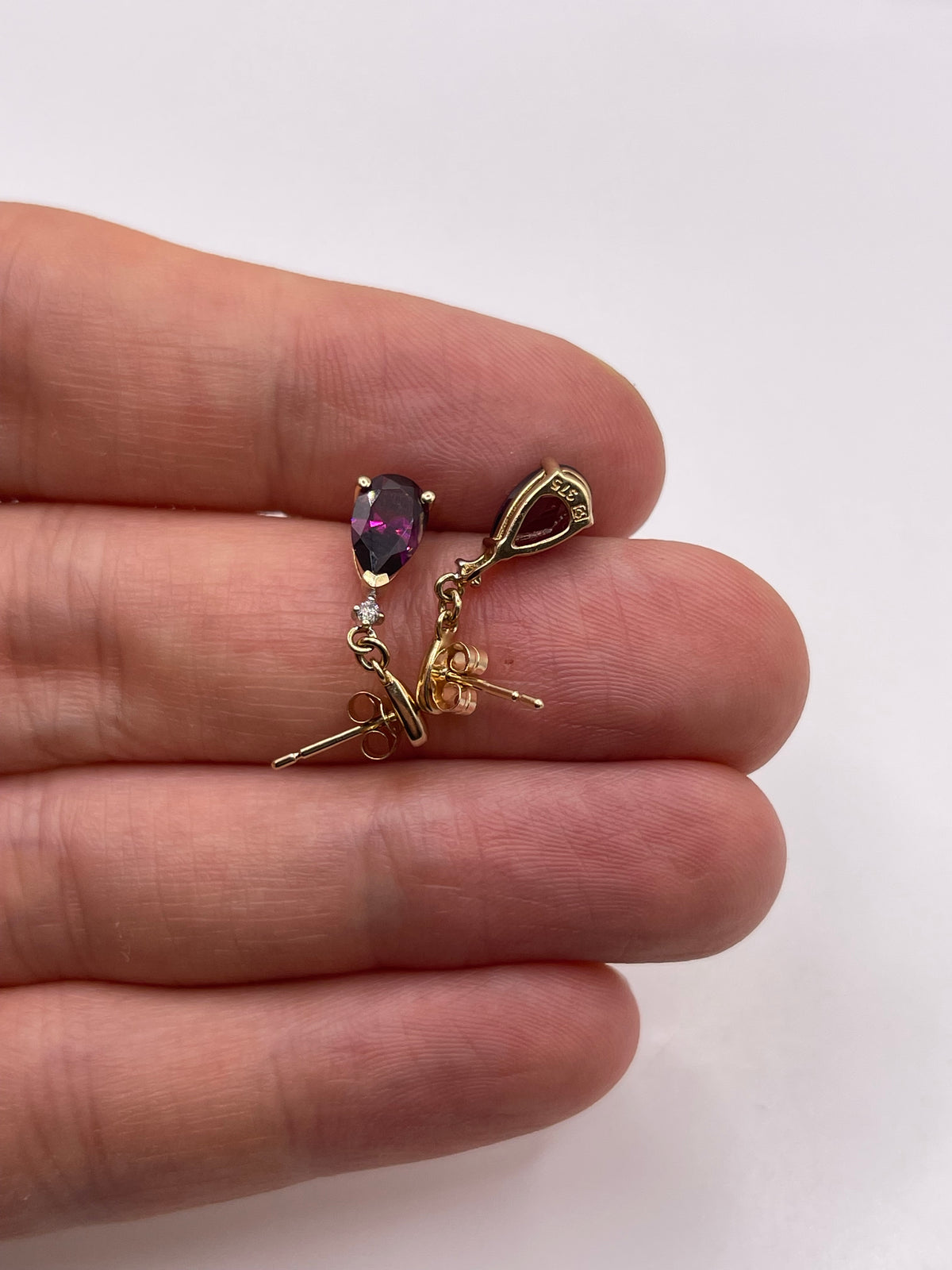 9ct gold garnet and diamond earrings