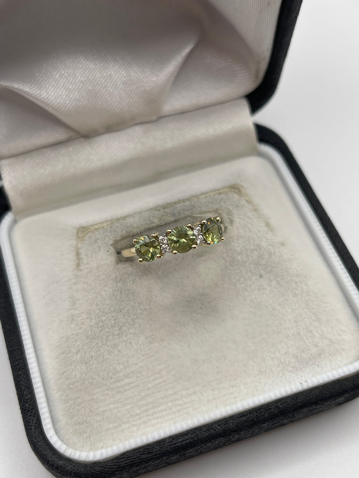 9ct gold quartz and zircon ring