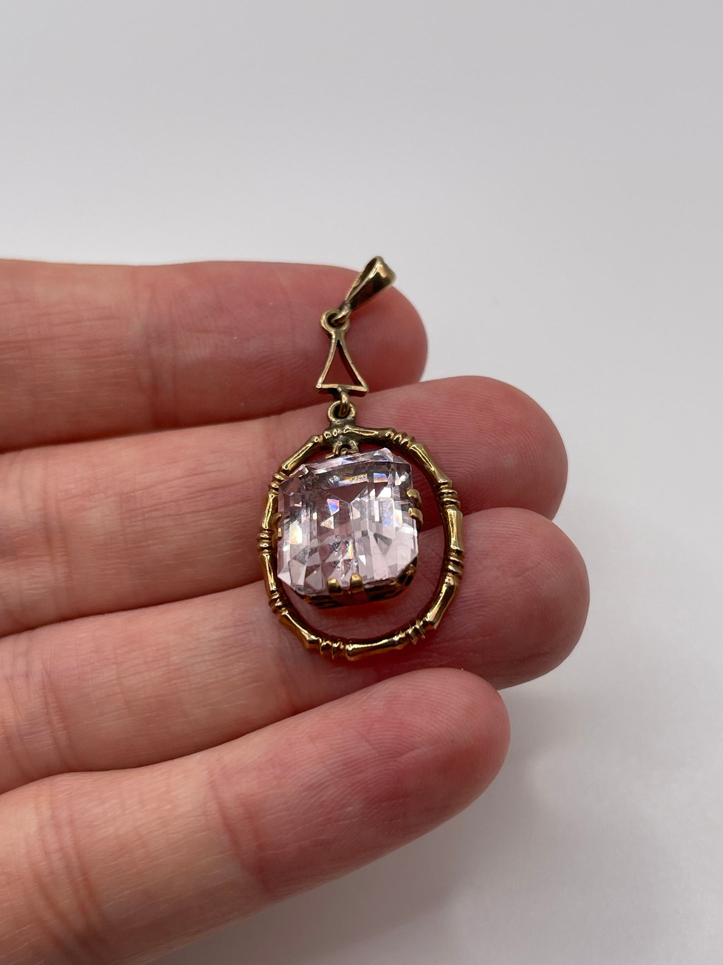 14ct gold pale amethyst pendant