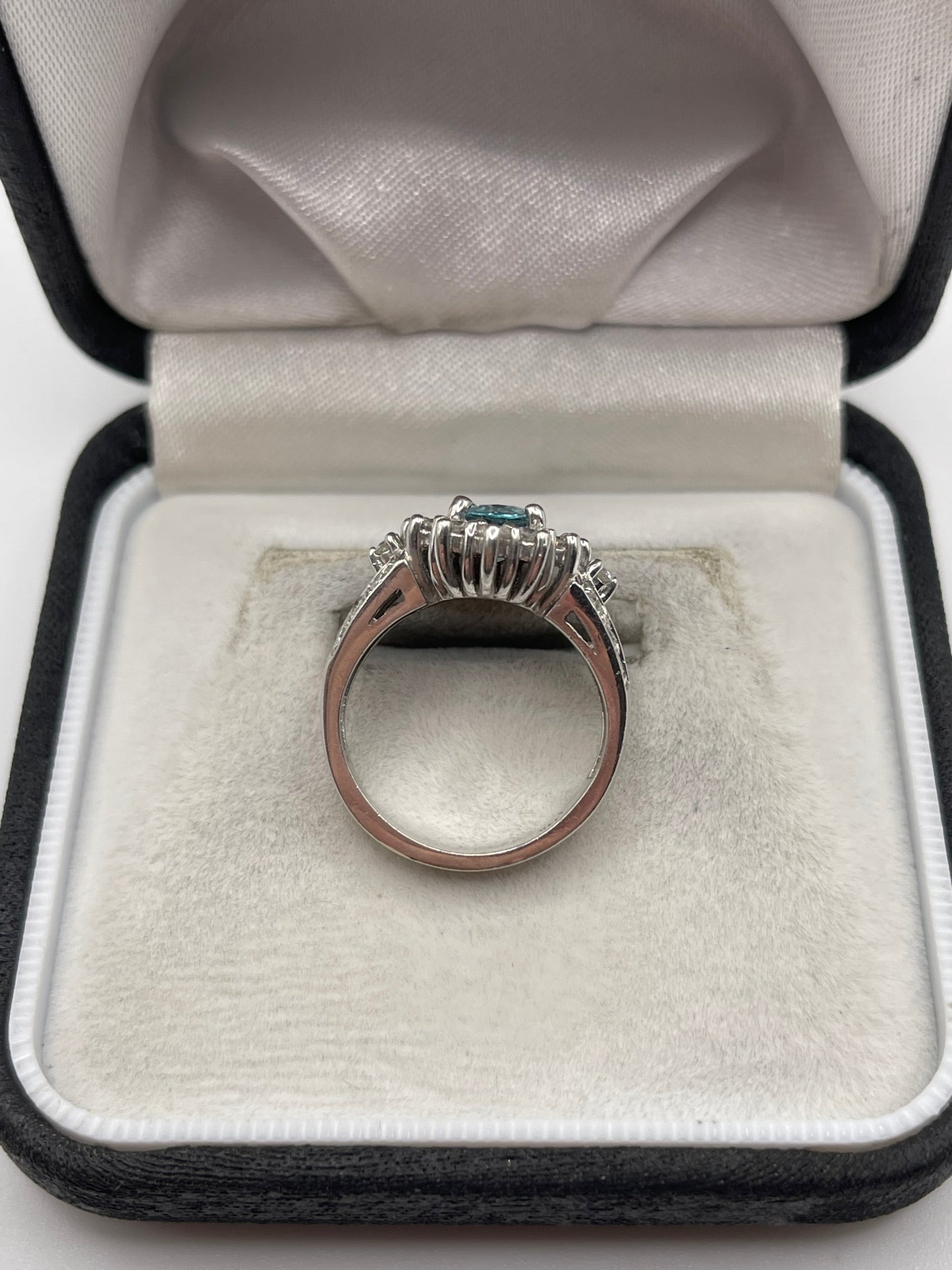 14ct white gold blue zircon and diamond ring
