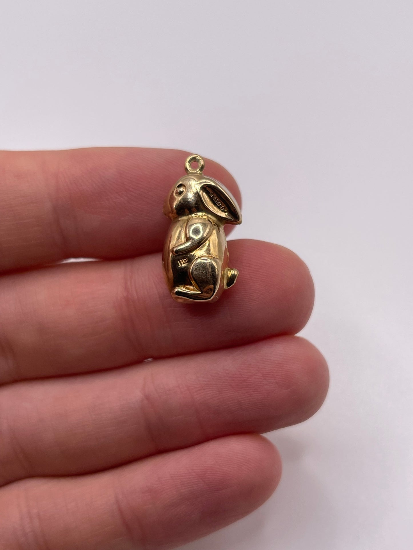 9ct gold rabbit charm