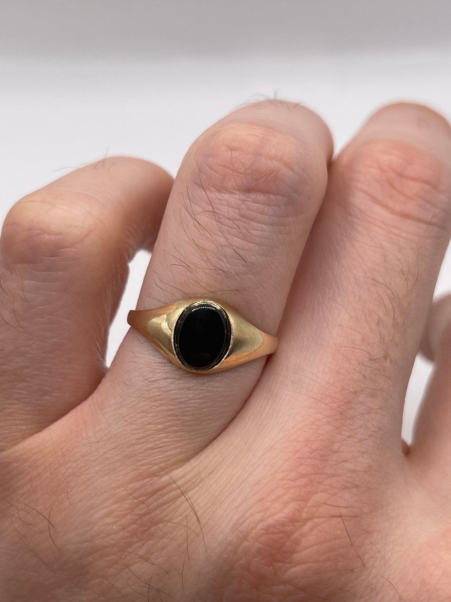 9ct gold onyx signet ring